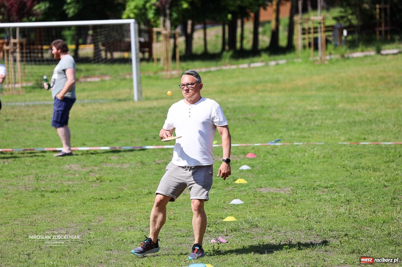 Zdjęcie w galerii na portalu naszraciborz.pl: 27. Spartakiada Sportowa Przemysłu Spożywczego NSZZ Solidarność. Na starcie ekipa z Mieszka wiadomości z regionu