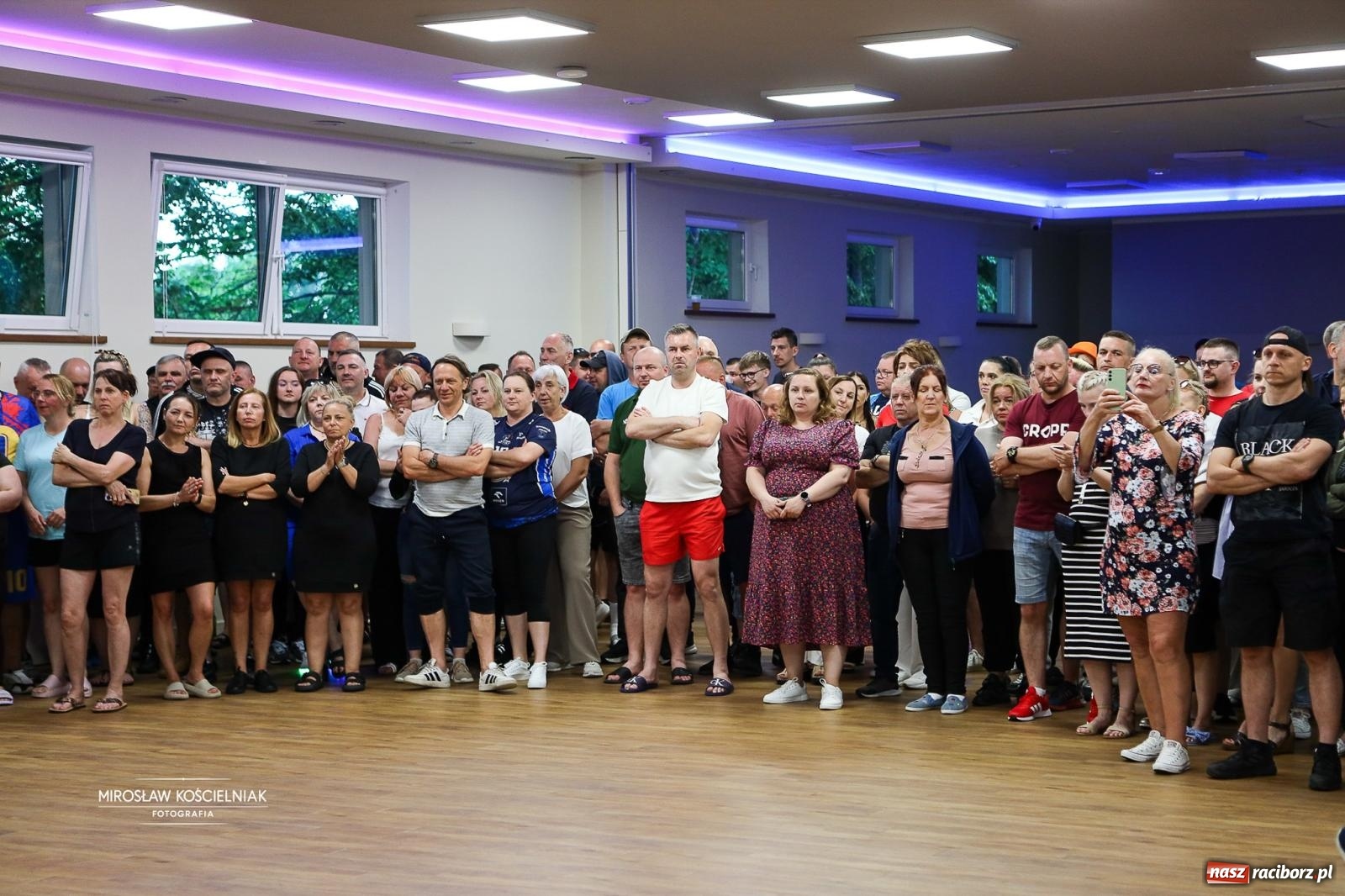 Zdjęcie w galerii na portalu naszraciborz.pl: 27. Spartakiada Sportowa Przemysłu Spożywczego NSZZ Solidarność. Na starcie ekipa z Mieszka wiadomości z regionu