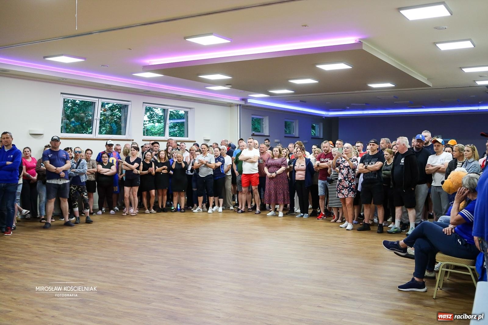 Zdjęcie w galerii na portalu naszraciborz.pl: 27. Spartakiada Sportowa Przemysłu Spożywczego NSZZ Solidarność. Na starcie ekipa z Mieszka wiadomości z regionu