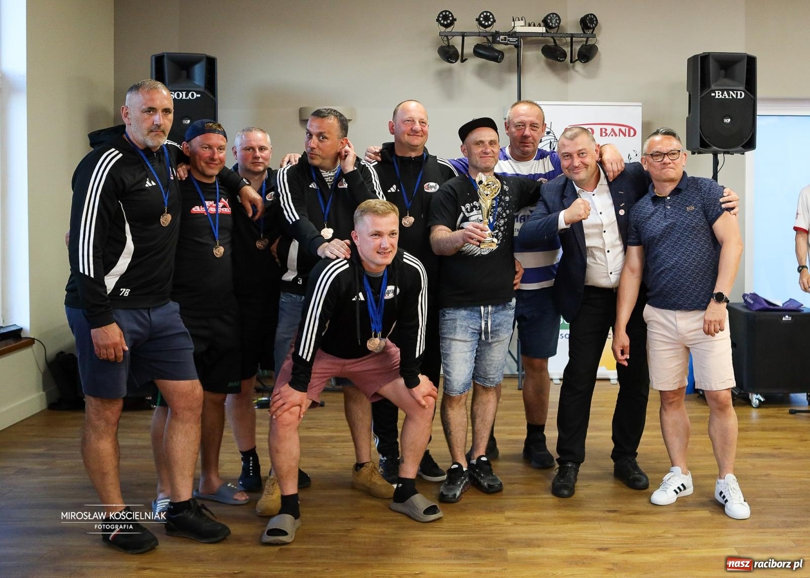 Zdjęcie w galerii na portalu naszraciborz.pl: 27. Spartakiada Sportowa Przemysłu Spożywczego NSZZ Solidarność. Na starcie ekipa z Mieszka wiadomości z regionu