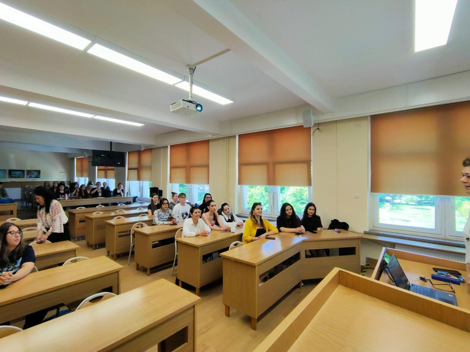Zdjęcie w galerii na portalu naszraciborz.pl: Język niemiecki, historia i kultura na pograniczu Śląska – międzynarodowy program BIP w ANS w Raciborzu wiadomości z regionu