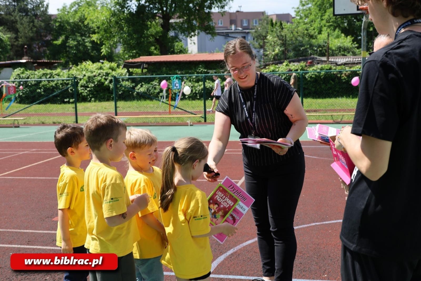 Zdjęcie w galerii na portalu naszraciborz.pl: Czerwcowy Turniej Przedszkolaków na Ostrogu wiadomości z regionu