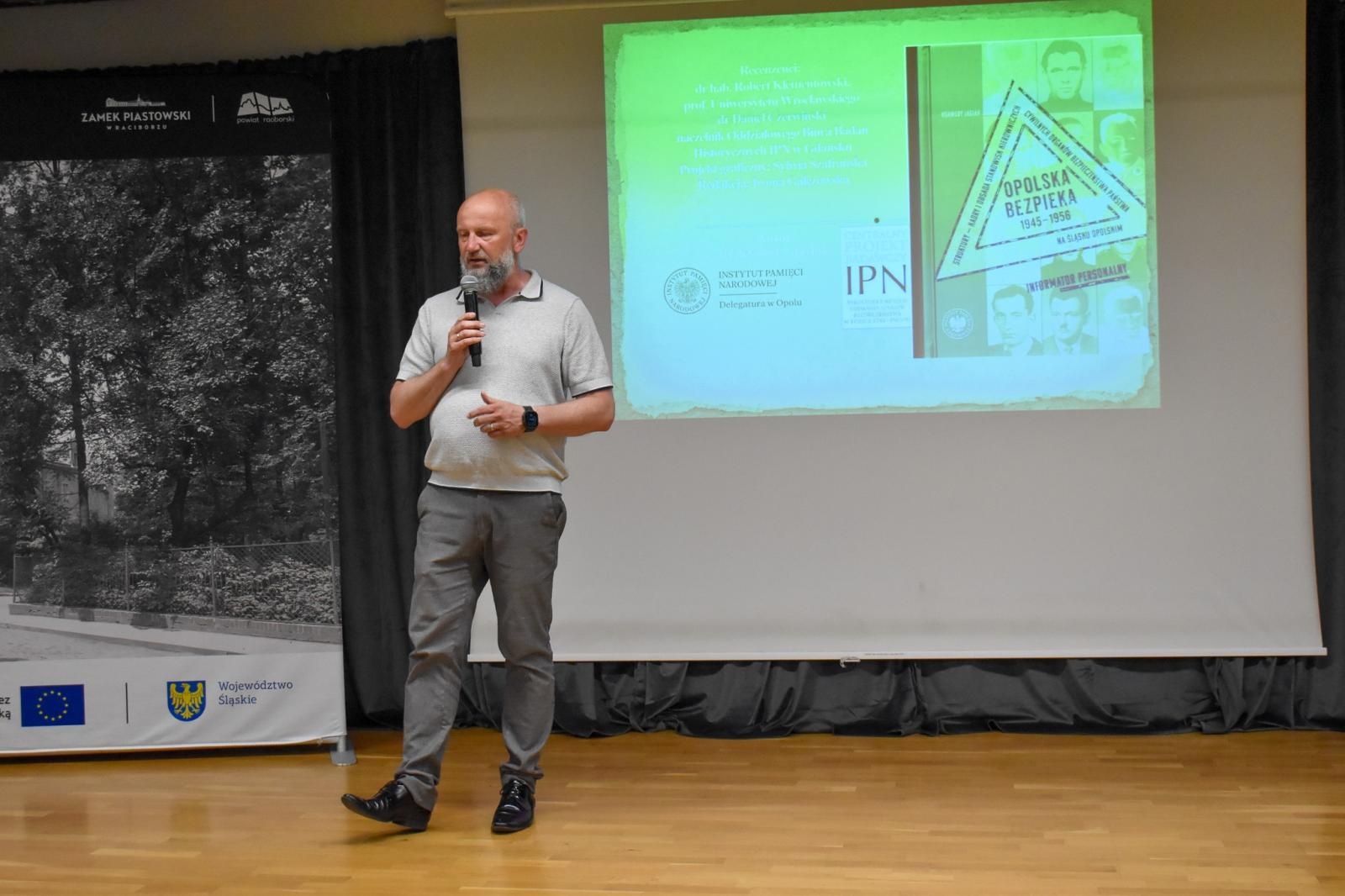 Zdjęcie w galerii na portalu naszraciborz.pl: Opolski historyk IPN o tworzeniu struktur bezpieczeństwa po 1945 roku w powiecie raciborskim wiadomości z regionu