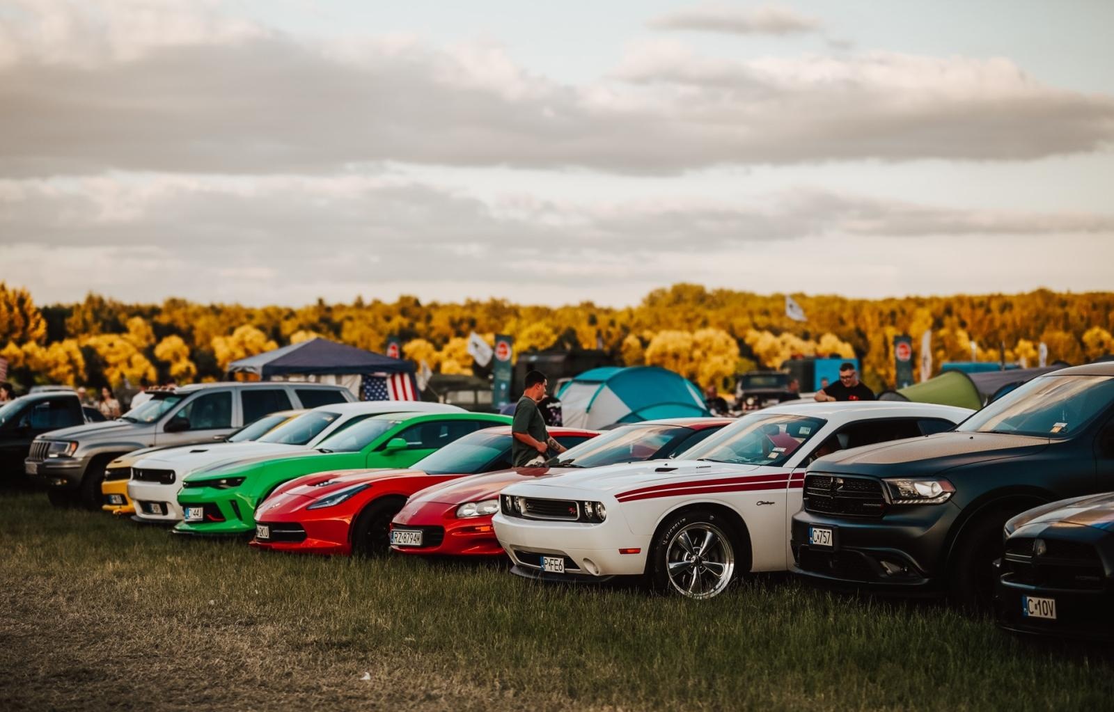 Zdjęcie w galerii na portalu naszraciborz.pl: American Cars Mania, czyli największy festiwal amerykańskiej motoryzacji w Europie. Klasyki i mocne bestie! wiadomości z regionu