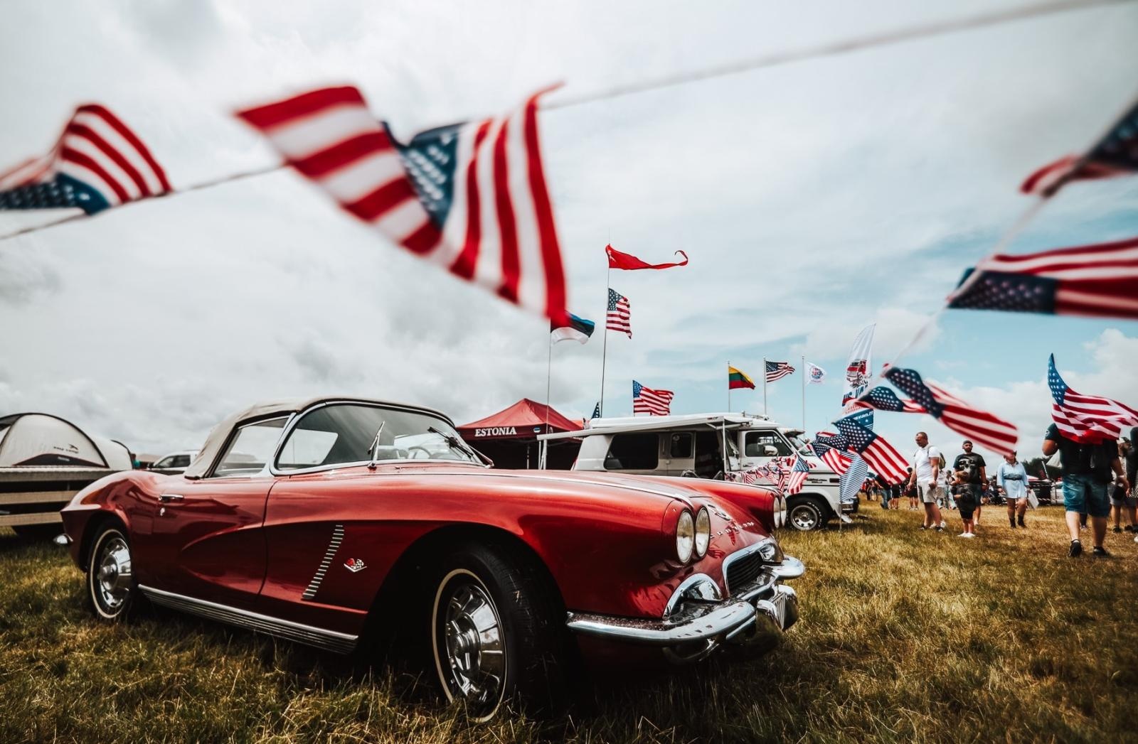 Zdjęcie w galerii na portalu naszraciborz.pl: American Cars Mania, czyli największy festiwal amerykańskiej motoryzacji w Europie. Klasyki i mocne bestie! wiadomości z regionu