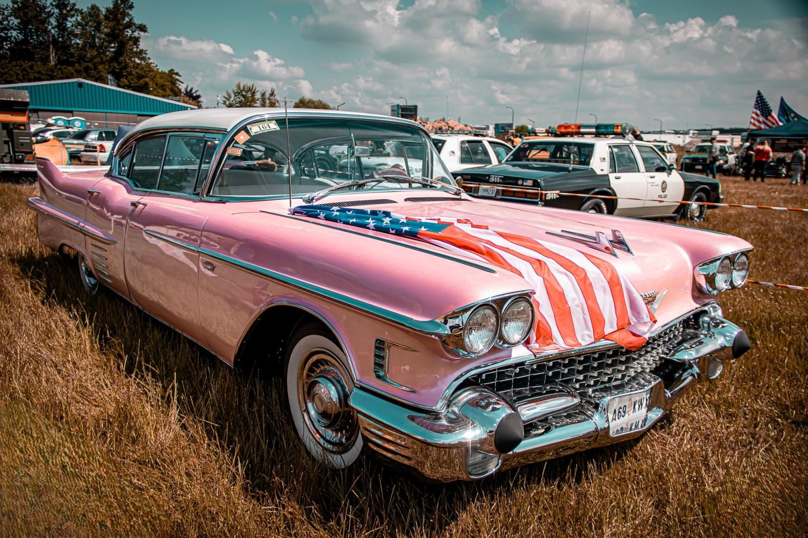 Zdjęcie w galerii na portalu naszraciborz.pl: American Cars Mania, czyli największy festiwal amerykańskiej motoryzacji w Europie. Klasyki i mocne bestie! wiadomości z regionu