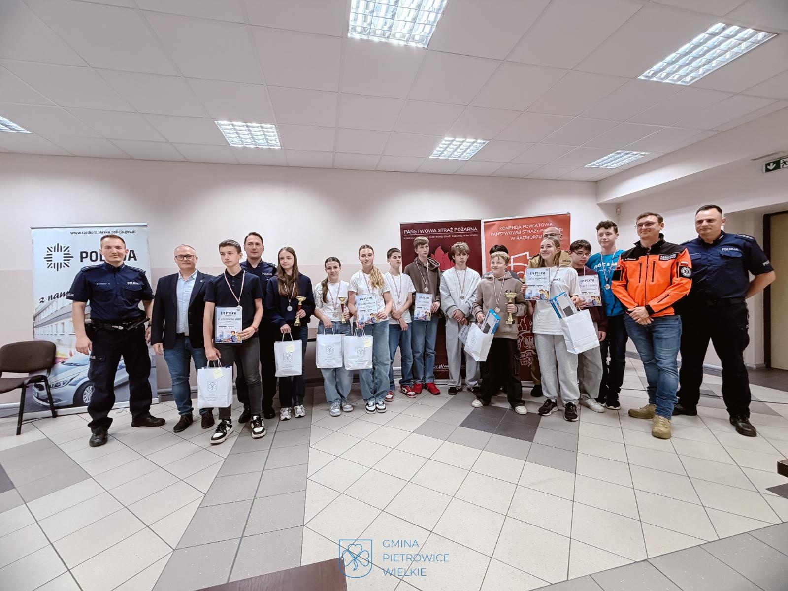 Zdjęcie w galerii na portalu naszraciborz.pl: Pietrowice Wielkie: Konkurs Bezpieczny Uczeń Powiatu Raciborskiego rozstrzygnięty [FOTO] wiadomości z regionu