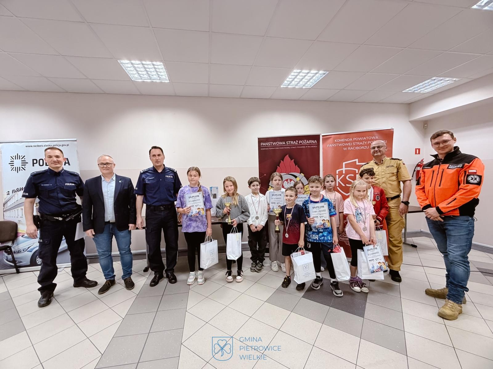 Zdjęcie w galerii na portalu naszraciborz.pl: Pietrowice Wielkie: Konkurs Bezpieczny Uczeń Powiatu Raciborskiego rozstrzygnięty [FOTO] wiadomości z regionu