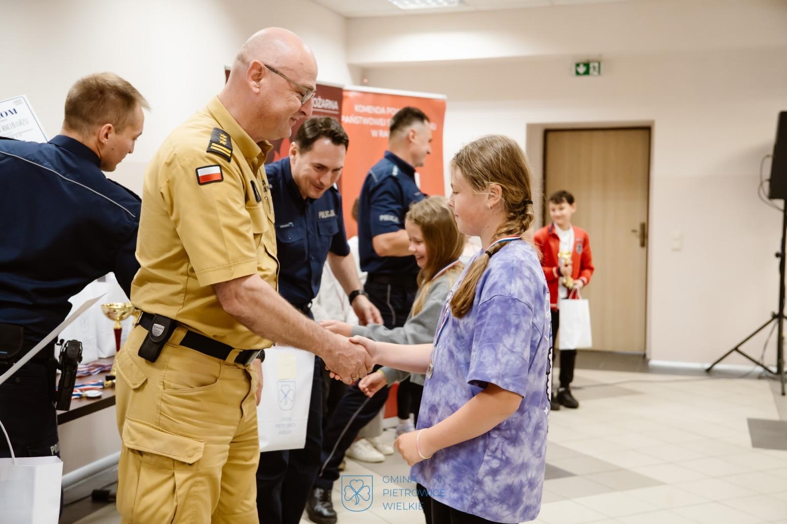 Zdjęcie w galerii na portalu naszraciborz.pl: Pietrowice Wielkie: Konkurs Bezpieczny Uczeń Powiatu Raciborskiego rozstrzygnięty [FOTO] wiadomości z regionu