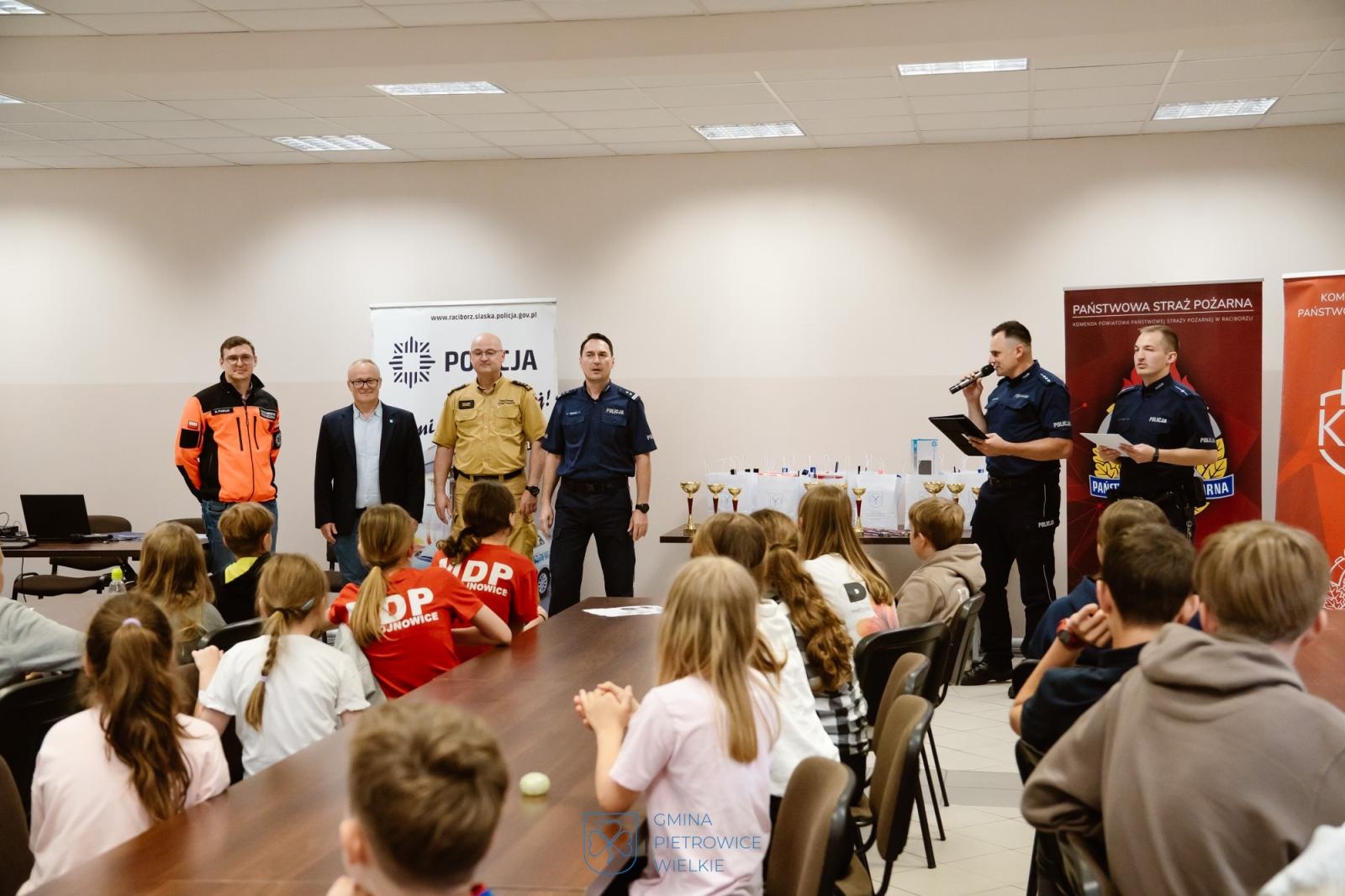 Zdjęcie w galerii na portalu naszraciborz.pl: Pietrowice Wielkie: Konkurs Bezpieczny Uczeń Powiatu Raciborskiego rozstrzygnięty [FOTO] wiadomości z regionu