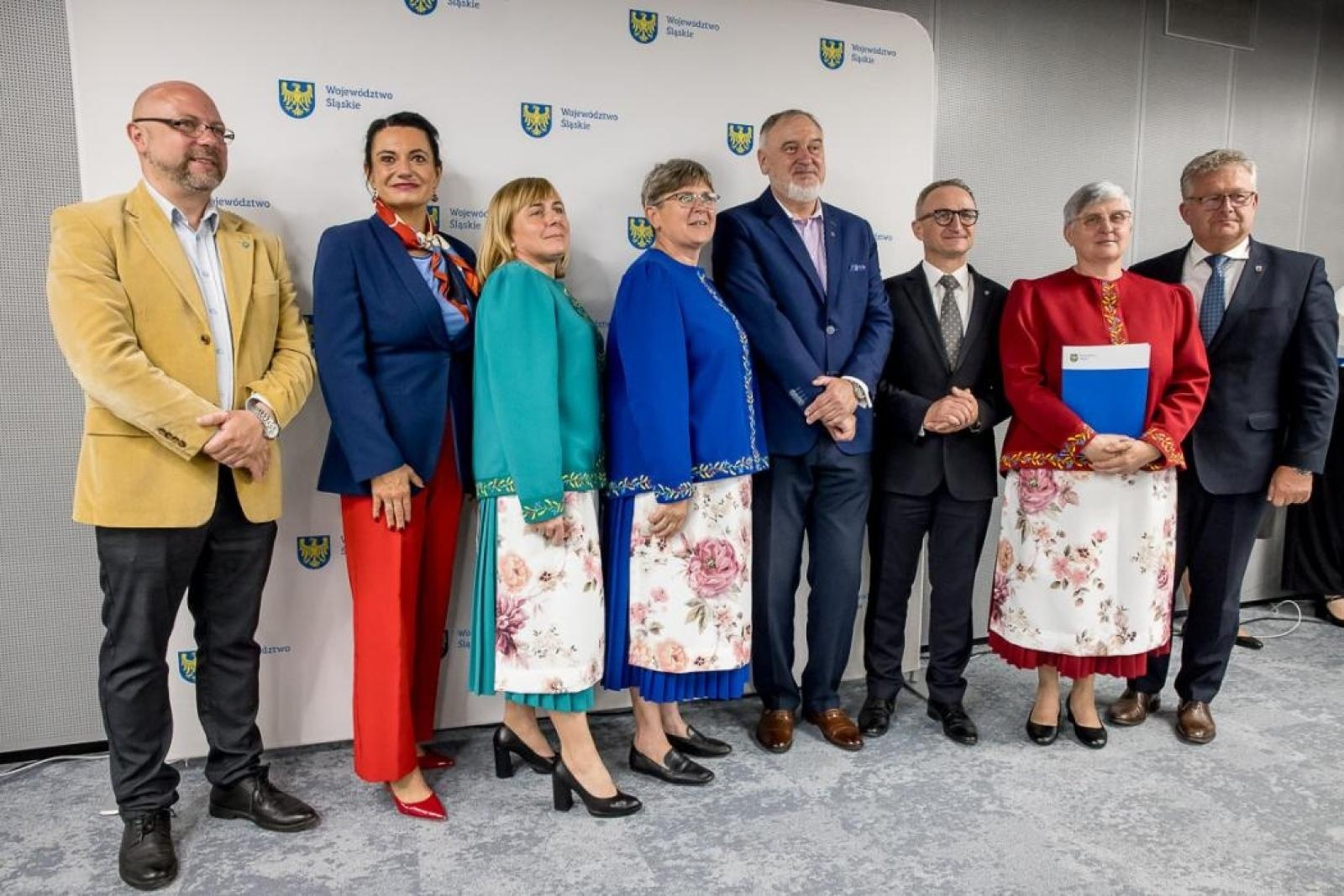 Zdjęcie w galerii na portalu naszraciborz.pl: 850 tys. zł dla kół gospodyń wiejskich w regionie. Wsparcie dla KGW Bolesław wiadomości z regionu