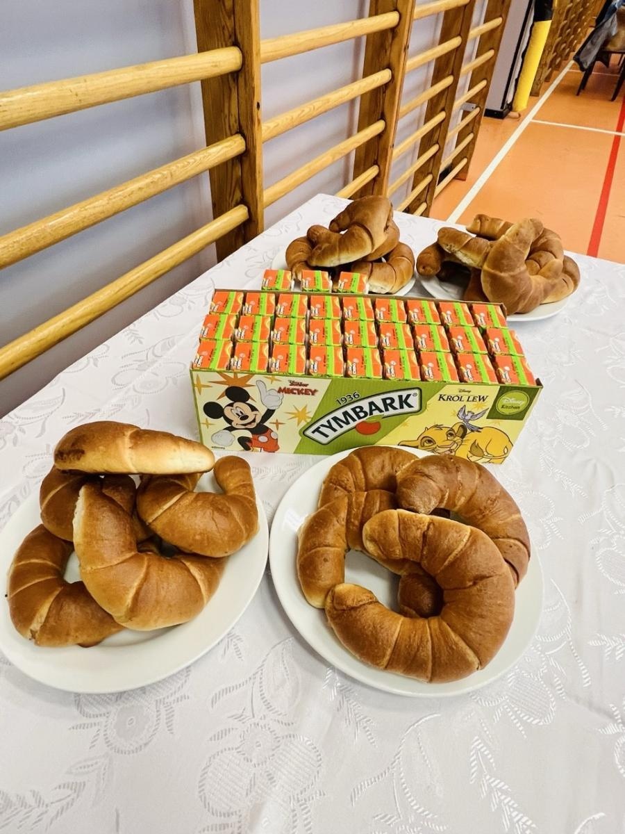 Zdjęcie w galerii na portalu naszraciborz.pl: Młodzi mistrzowie wiedzy i zabawy: Za nami jubileuszowa 20. edycja konkursu Mądra Głowa wiadomości z regionu