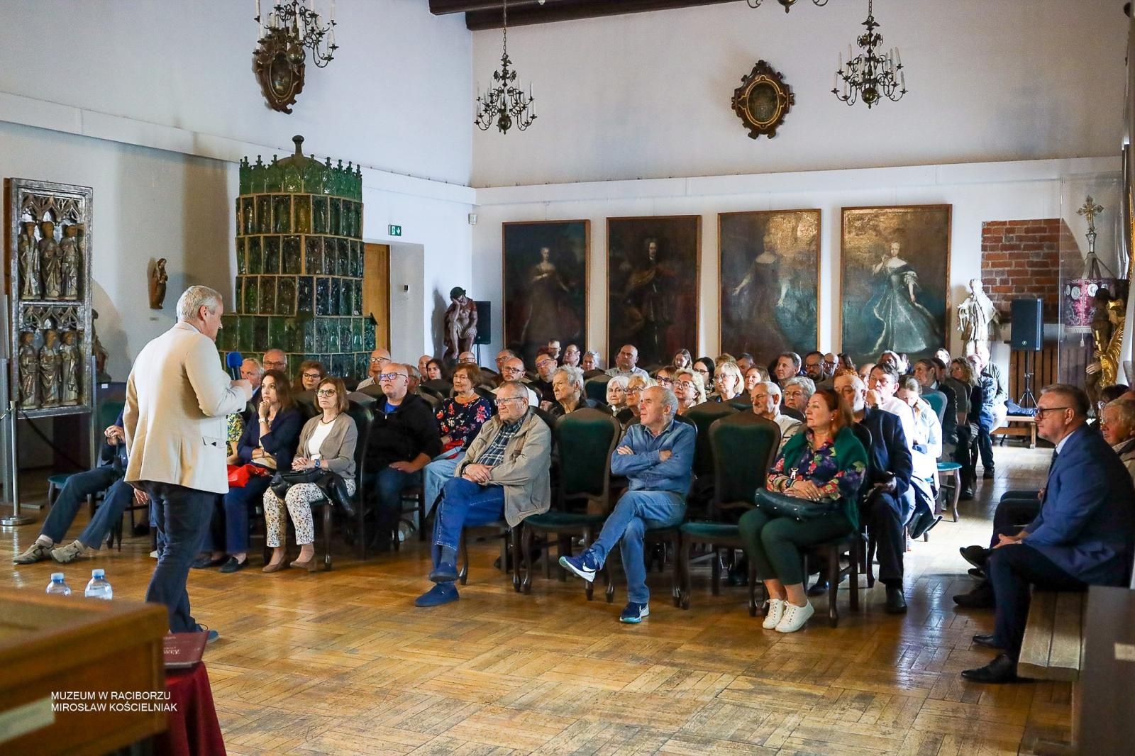 Zdjęcie w galerii na portalu naszraciborz.pl: Tragedia Górnośląska tematem spotkania w Muzeum wiadomości z regionu