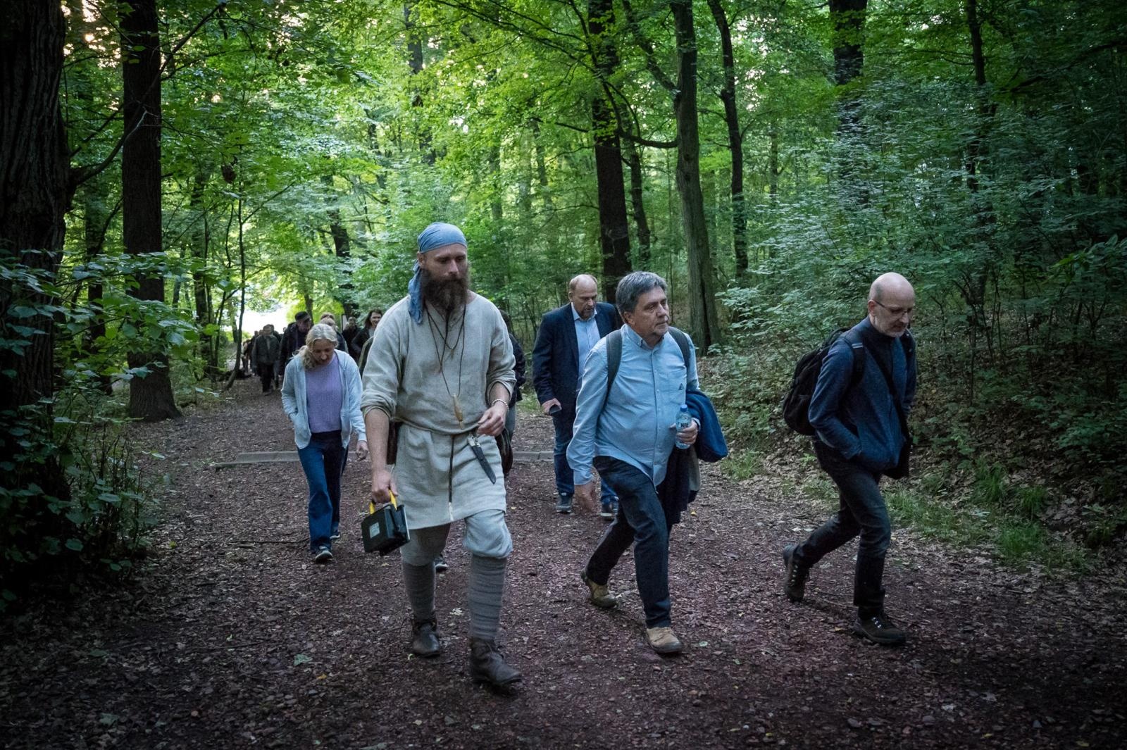 Zdjęcie w galerii na portalu naszraciborz.pl: Tajemnice Obory i słowiańskie dziedzictwo. Nocne wydarzenie na Zamku Piastowskim i w Raciborskim Grodzie wiadomości z regionu