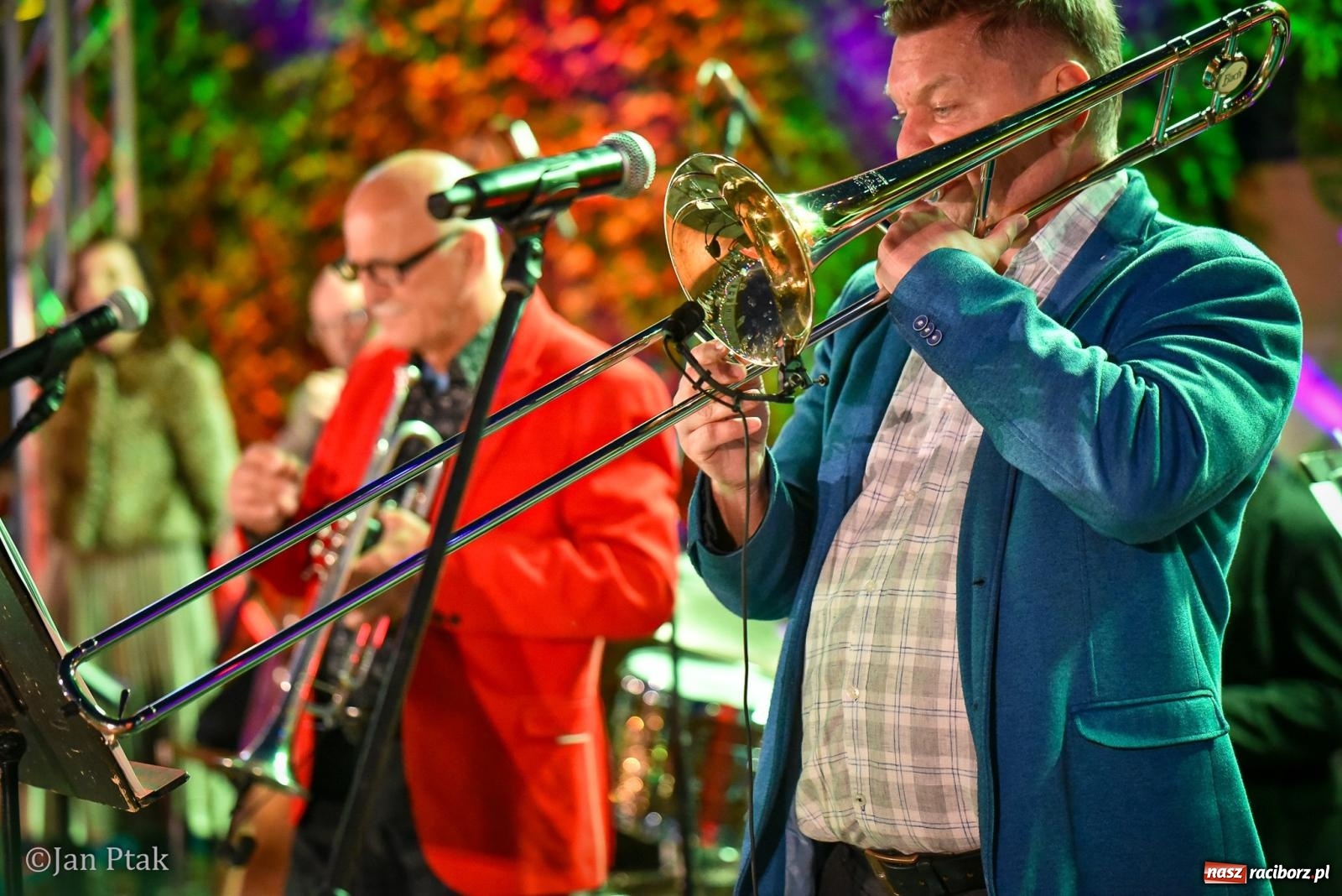 Zdjęcie w galerii na portalu naszraciborz.pl: Potańcówka na Ofce podczas Dni Raciborza 2026. Jazz, taniec i letnia atmosfera w sercu miasta wiadomości z regionu
