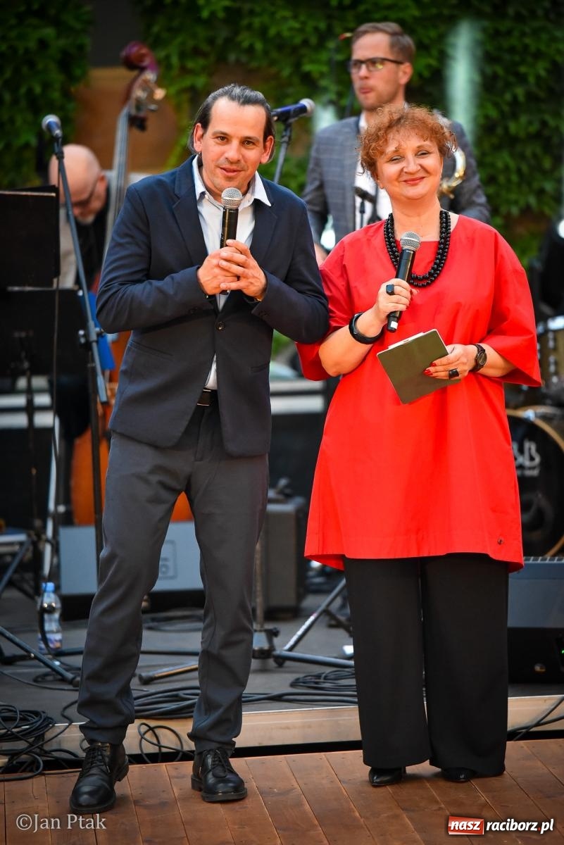 Zdjęcie w galerii na portalu naszraciborz.pl: Potańcówka na Ofce podczas Dni Raciborza 2026. Jazz, taniec i letnia atmosfera w sercu miasta wiadomości z regionu