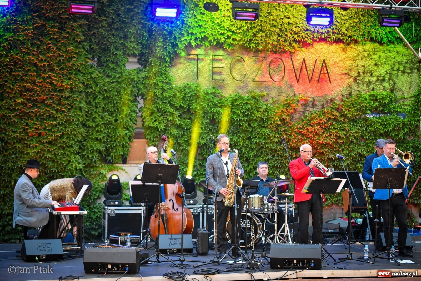 Zdjęcie w galerii na portalu naszraciborz.pl: Potańcówka na Ofce podczas Dni Raciborza 2026. Jazz, taniec i letnia atmosfera w sercu miasta wiadomości z regionu