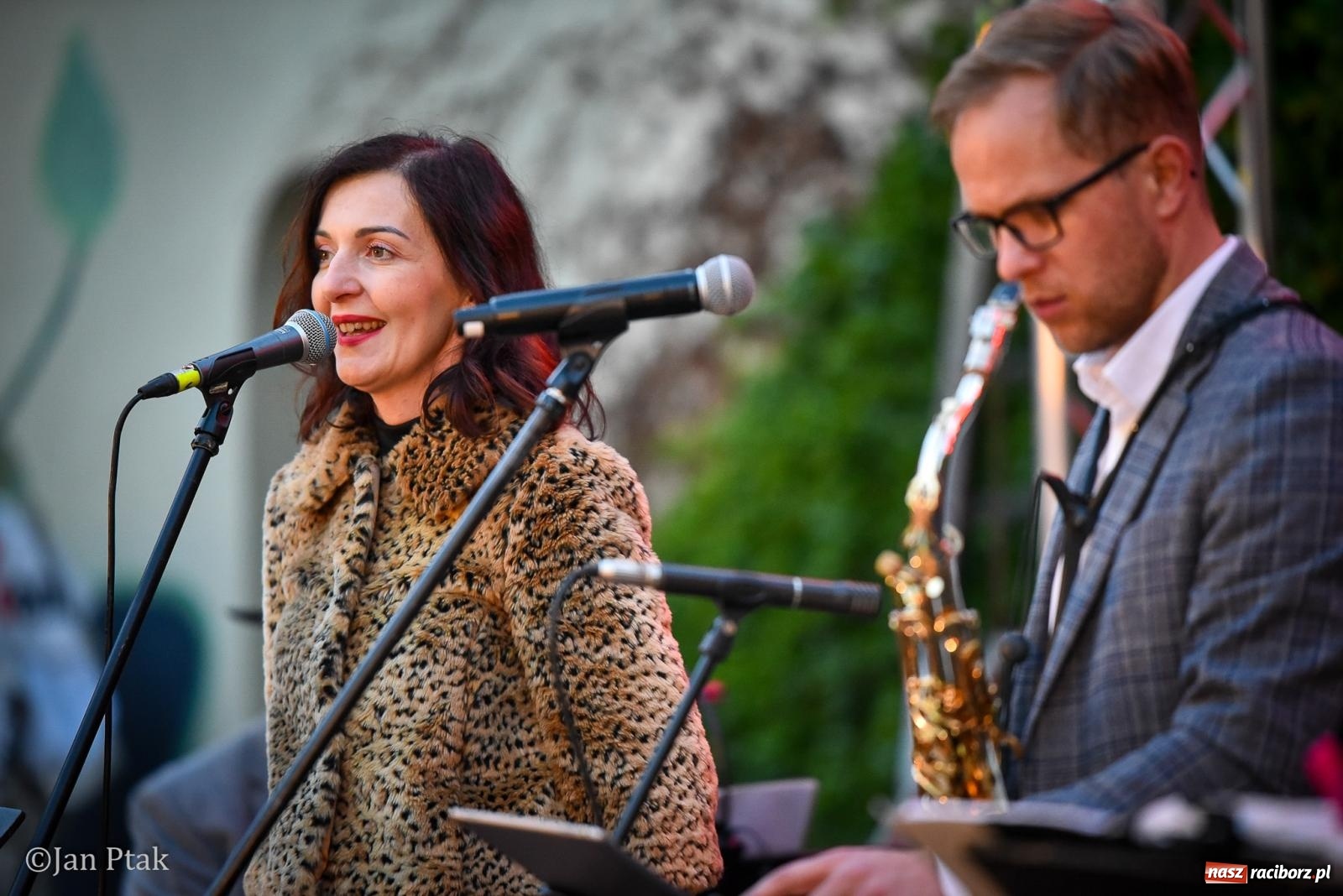 Zdjęcie w galerii na portalu naszraciborz.pl: Potańcówka na Ofce podczas Dni Raciborza 2026. Jazz, taniec i letnia atmosfera w sercu miasta wiadomości z regionu
