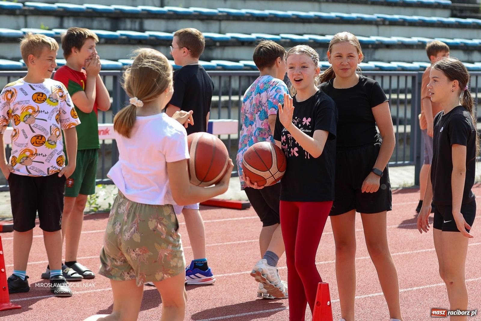Zdjęcie w galerii na portalu naszraciborz.pl: Dni Raciborza 2026 rozpoczęte Dniem Sportu. Olimpijczycy spotkali się z dziećmi i młodzieżą wiadomości z regionu