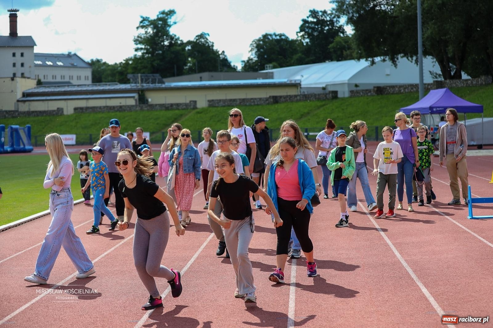 Zdjęcie w galerii na portalu naszraciborz.pl: Dni Raciborza 2026 rozpoczęte Dniem Sportu. Olimpijczycy spotkali się z dziećmi i młodzieżą wiadomości z regionu