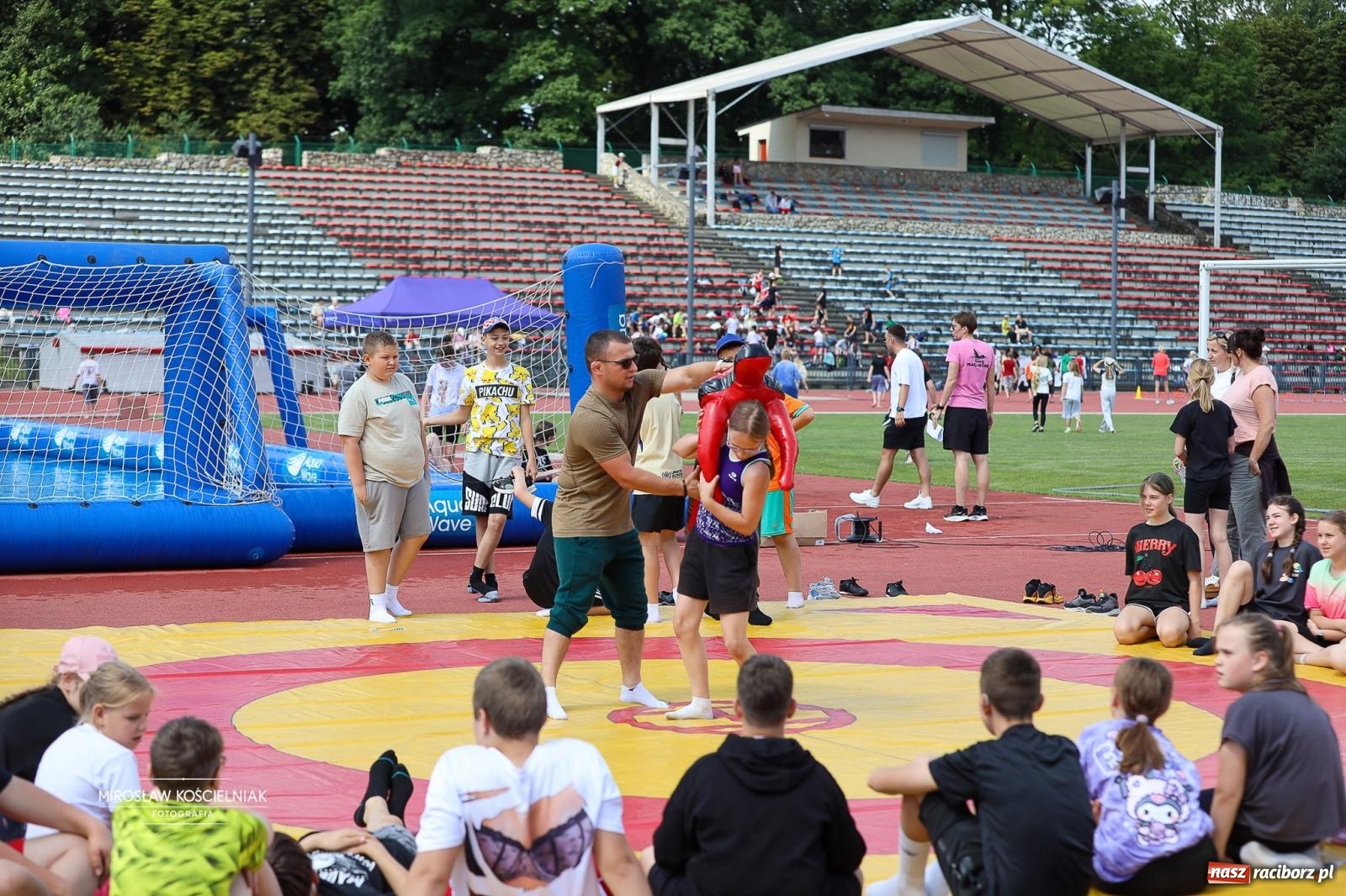 Zdjęcie w galerii na portalu naszraciborz.pl: Dni Raciborza 2026 rozpoczęte Dniem Sportu. Olimpijczycy spotkali się z dziećmi i młodzieżą wiadomości z regionu
