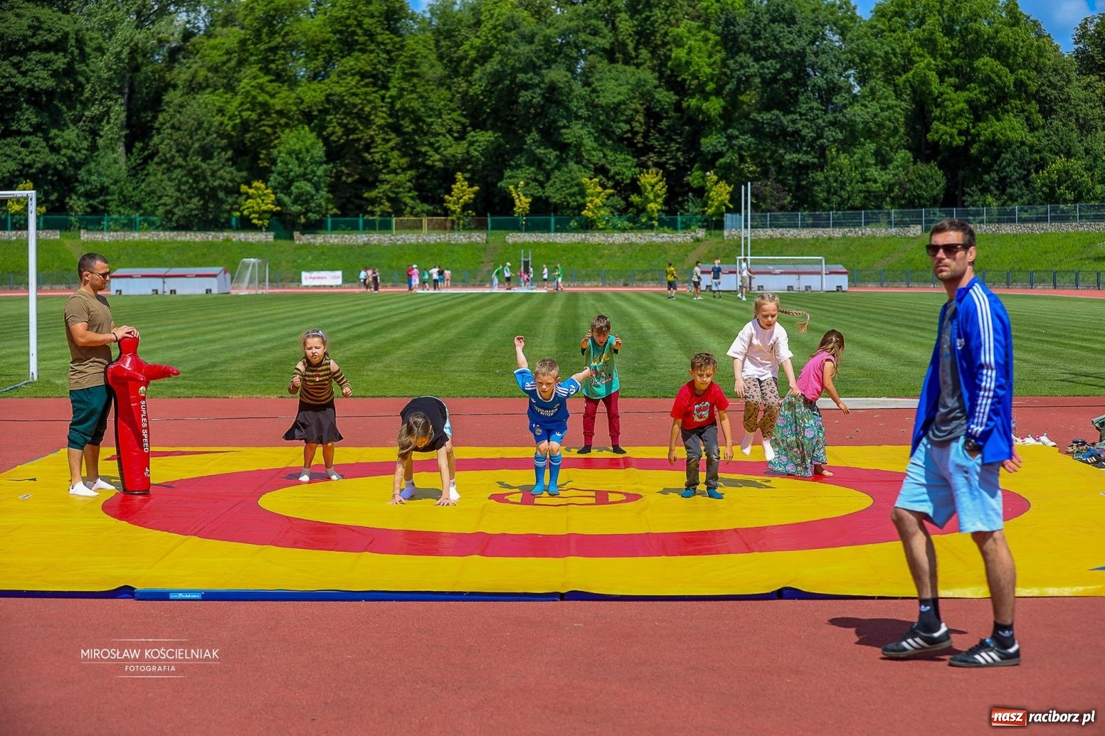 Zdjęcie w galerii na portalu naszraciborz.pl: Dni Raciborza 2026 rozpoczęte Dniem Sportu. Olimpijczycy spotkali się z dziećmi i młodzieżą wiadomości z regionu