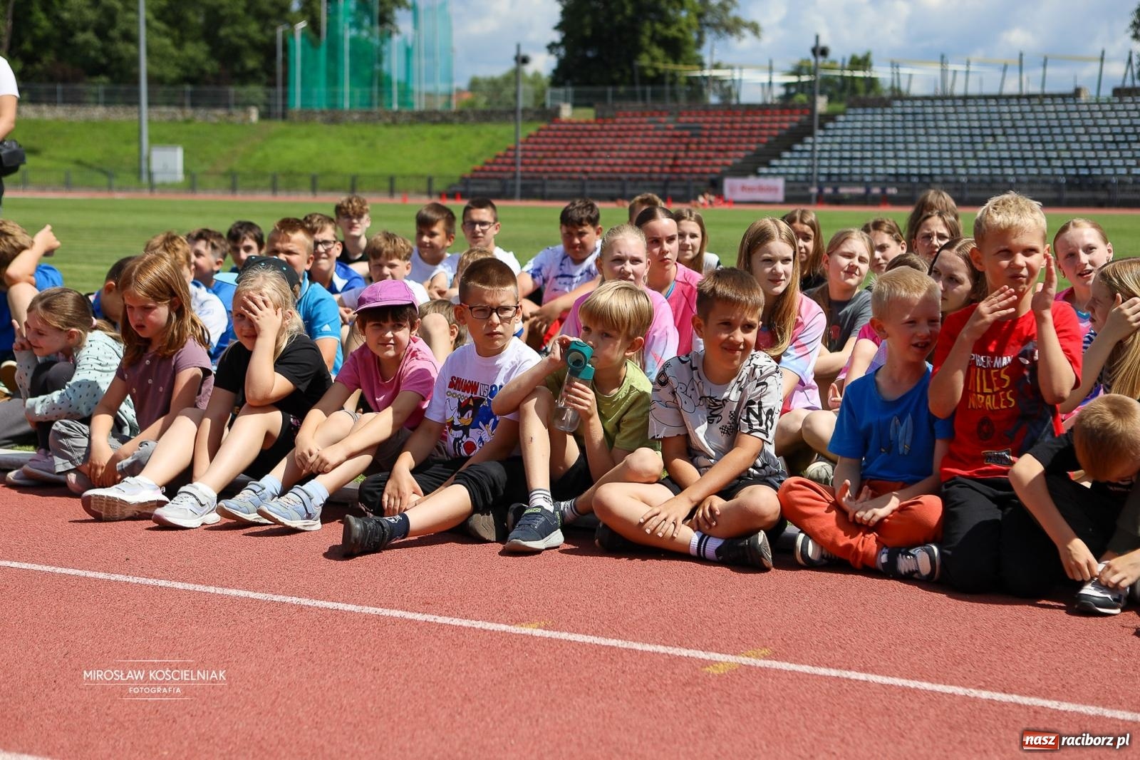 Zdjęcie w galerii na portalu naszraciborz.pl: Dni Raciborza 2026 rozpoczęte Dniem Sportu. Olimpijczycy spotkali się z dziećmi i młodzieżą wiadomości z regionu