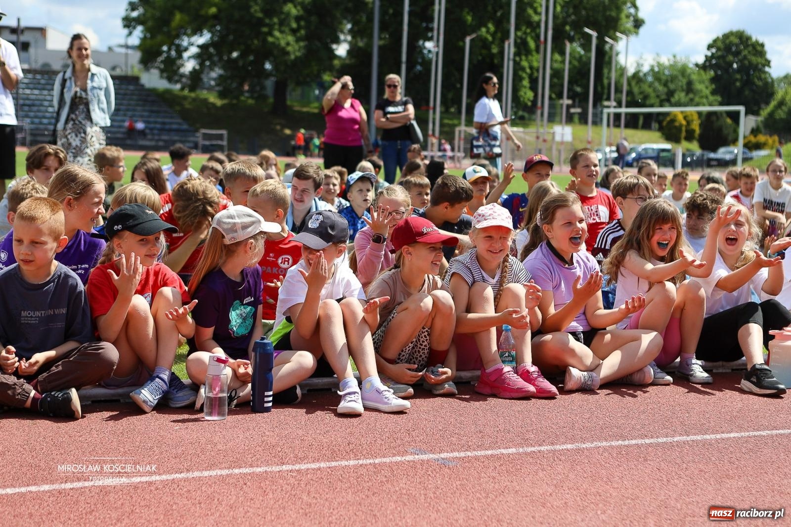 Zdjęcie w galerii na portalu naszraciborz.pl: Dni Raciborza 2026 rozpoczęte Dniem Sportu. Olimpijczycy spotkali się z dziećmi i młodzieżą wiadomości z regionu