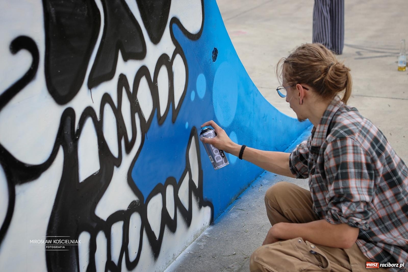 Zdjęcie w galerii na portalu naszraciborz.pl: Breaking Graffiti i Muzyka vol. 5 z bboy MACHINE wiadomości z regionu