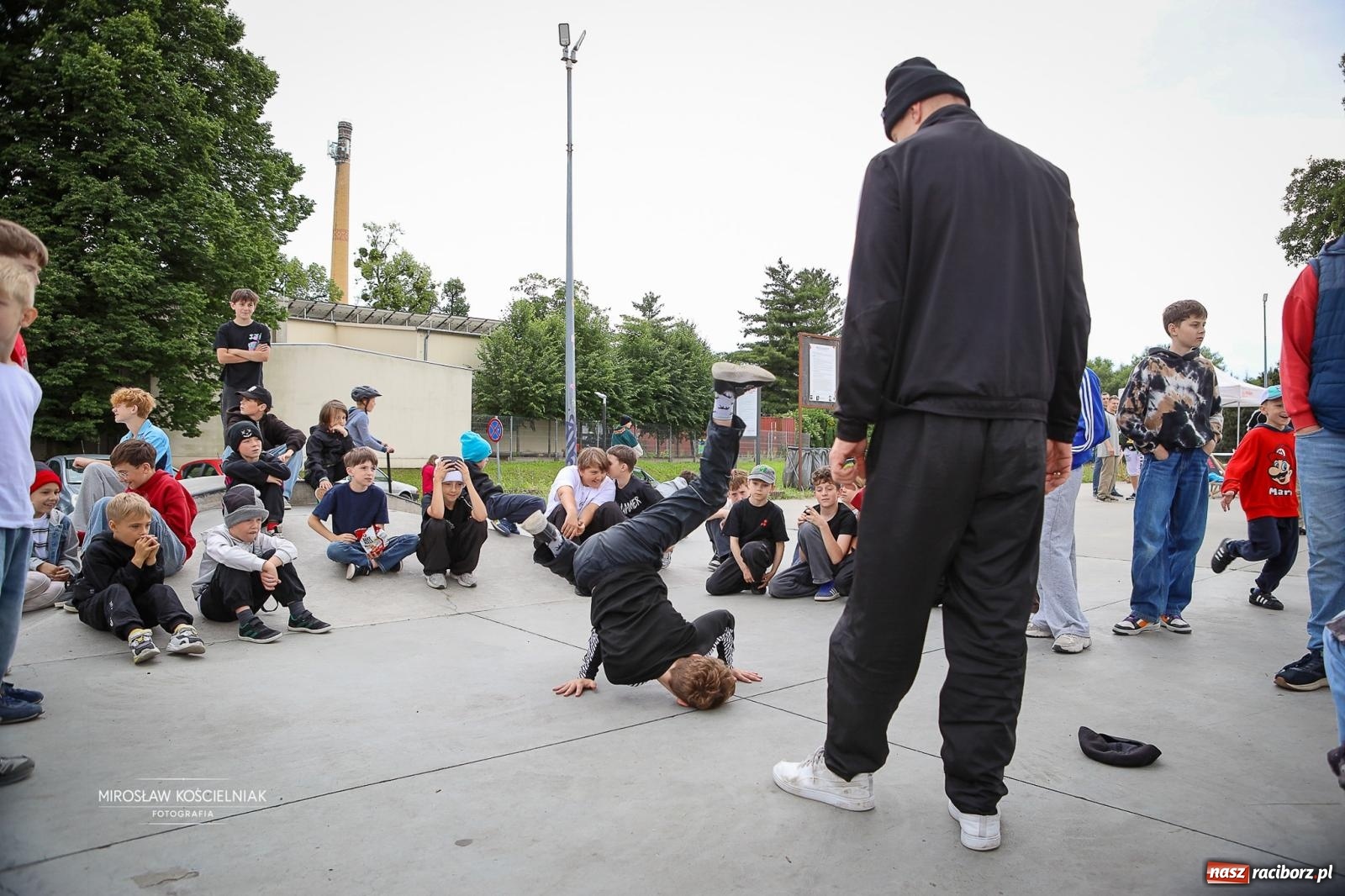 Zdjęcie w galerii na portalu naszraciborz.pl: Breaking Graffiti i Muzyka vol. 5 z bboy MACHINE wiadomości z regionu