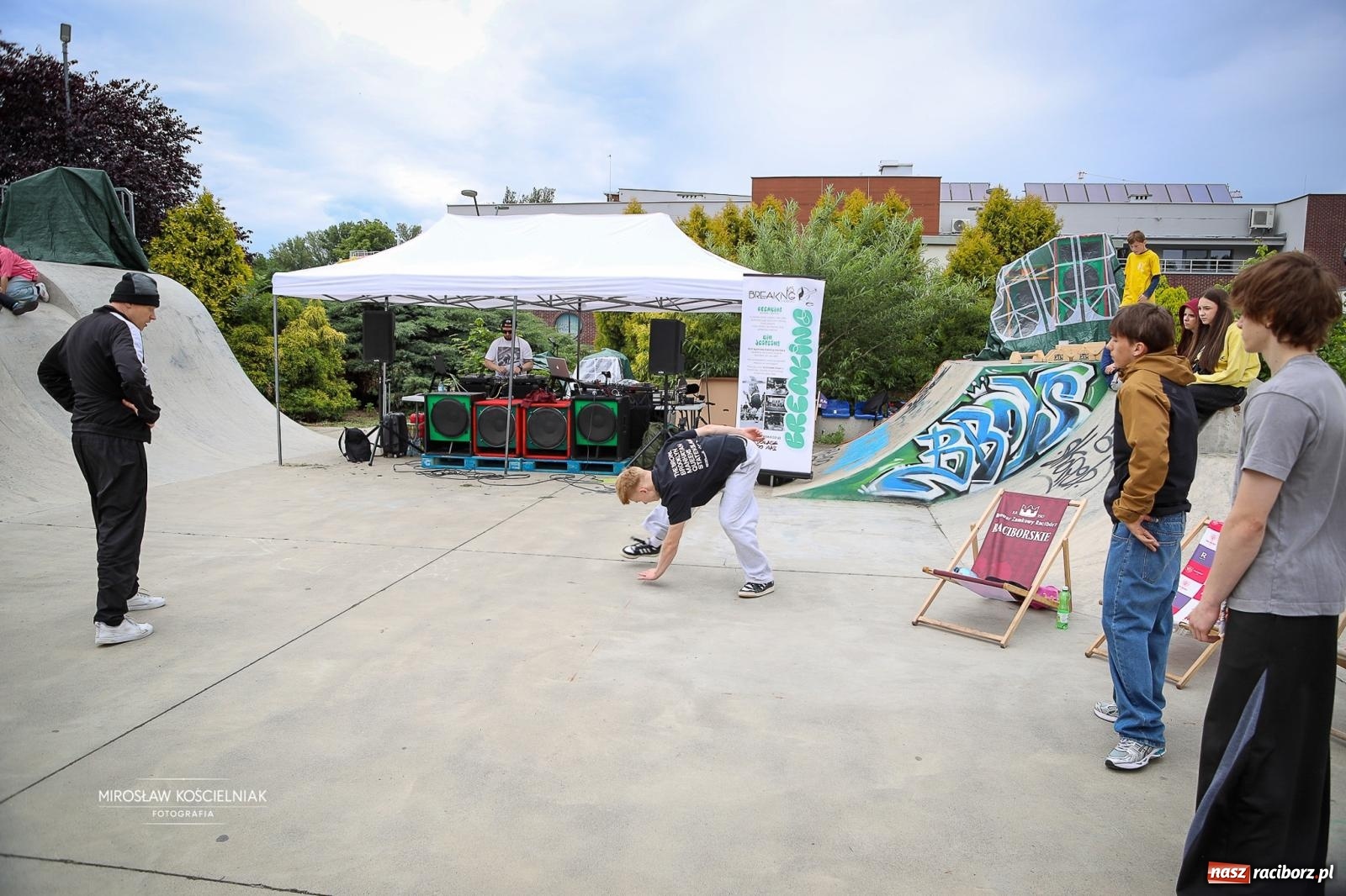 Zdjęcie w galerii na portalu naszraciborz.pl: Breaking Graffiti i Muzyka vol. 5 z bboy MACHINE wiadomości z regionu