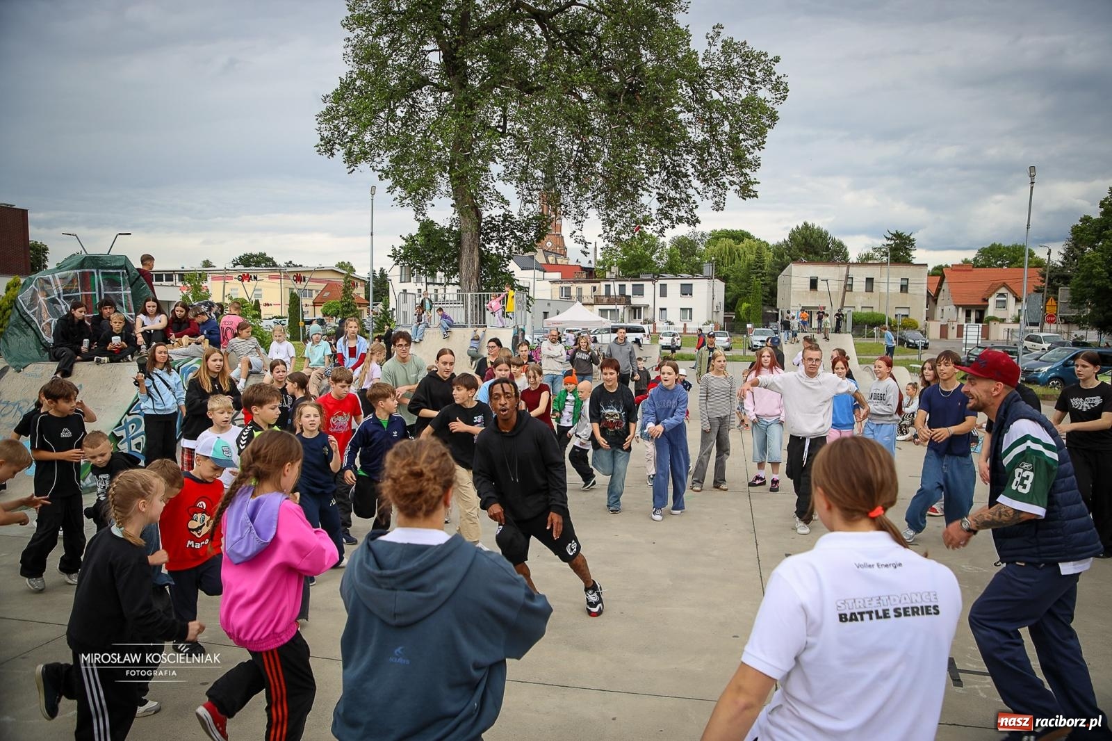 Zdjęcie w galerii na portalu naszraciborz.pl: Breaking Graffiti i Muzyka vol. 5 z bboy MACHINE wiadomości z regionu