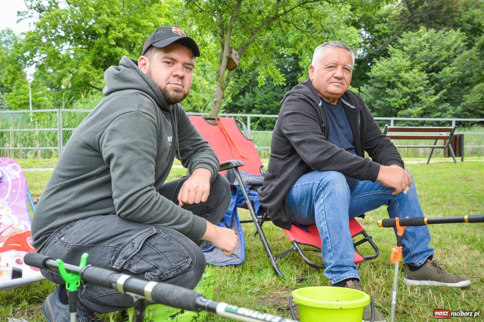 Zdjęcie w galerii na portalu naszraciborz.pl: Rodzinne wędkowanie w Krowiarkach. Puchar Wójta dla Patryka i Szymona Lepiorzów wiadomości z regionu
