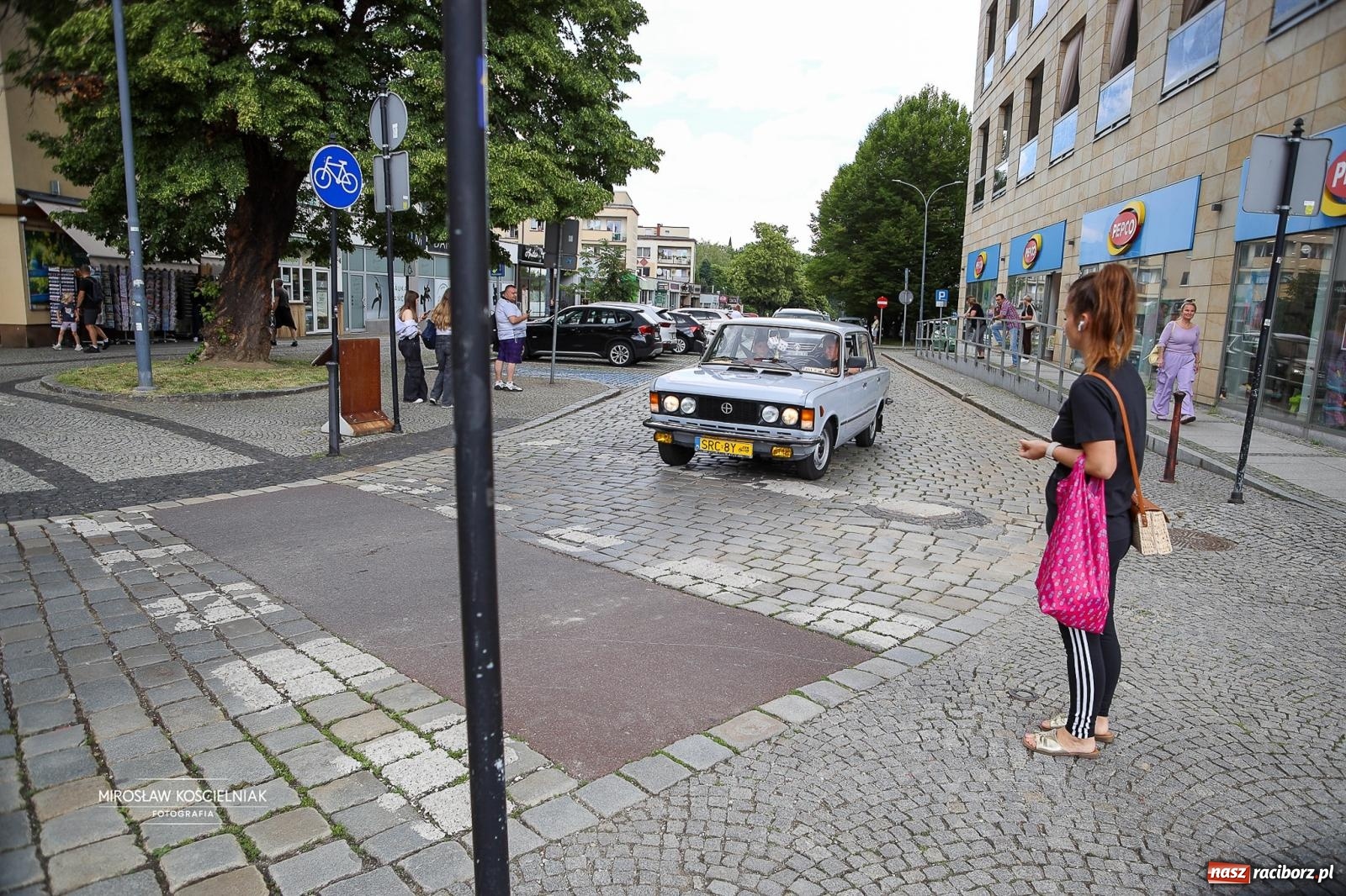 Zdjęcie w galerii na portalu naszraciborz.pl: Supercars. Motoryzacyjne atrakcje podczas Dni Raciborza wiadomości z regionu