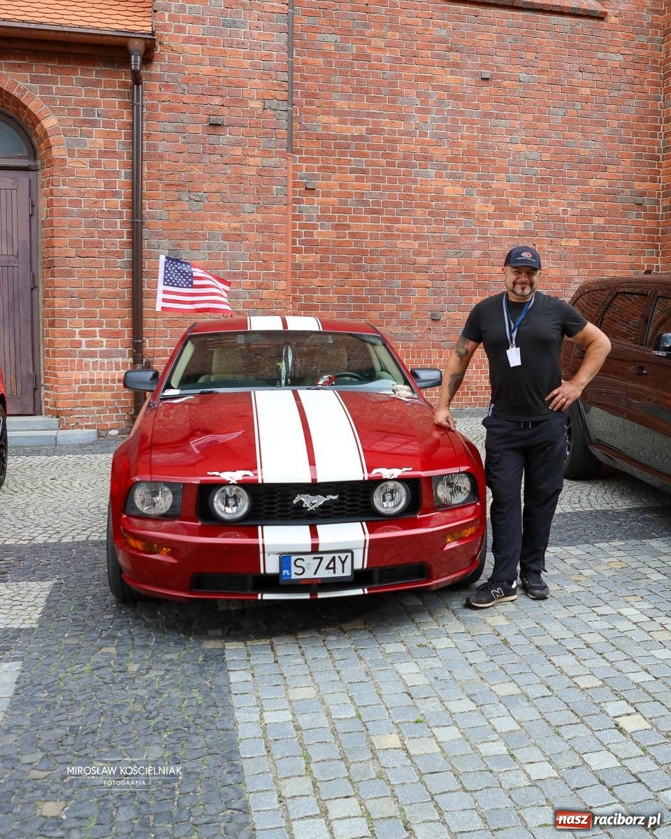 Zdjęcie w galerii na portalu naszraciborz.pl: Supercars. Motoryzacyjne atrakcje podczas Dni Raciborza wiadomości z regionu
