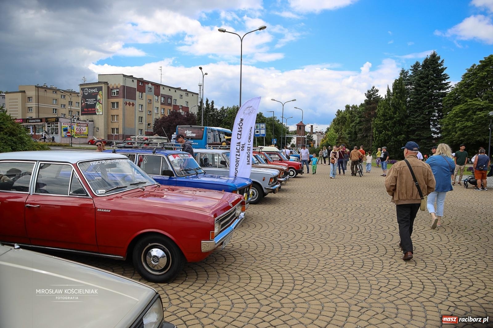 Zdjęcie w galerii na portalu naszraciborz.pl: Supercars. Motoryzacyjne atrakcje podczas Dni Raciborza wiadomości z regionu