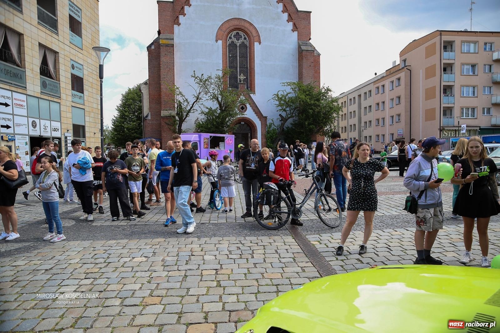 Zdjęcie w galerii na portalu naszraciborz.pl: Supercars. Motoryzacyjne atrakcje podczas Dni Raciborza wiadomości z regionu
