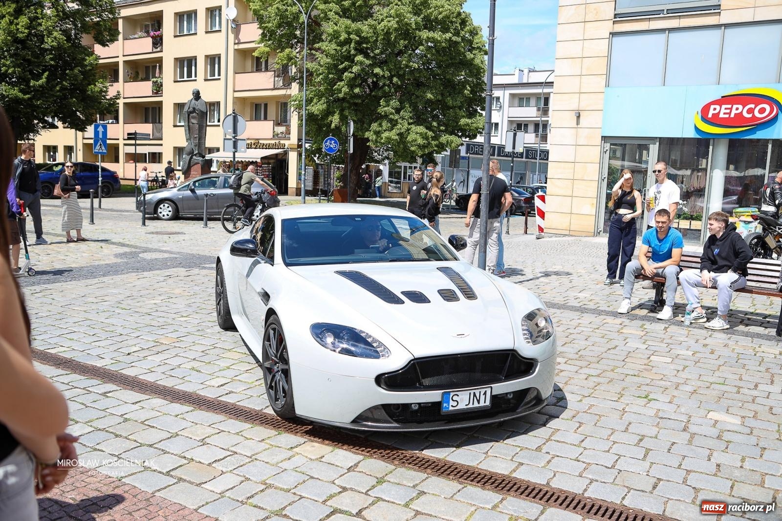 Zdjęcie w galerii na portalu naszraciborz.pl: Supercars. Motoryzacyjne atrakcje podczas Dni Raciborza wiadomości z regionu