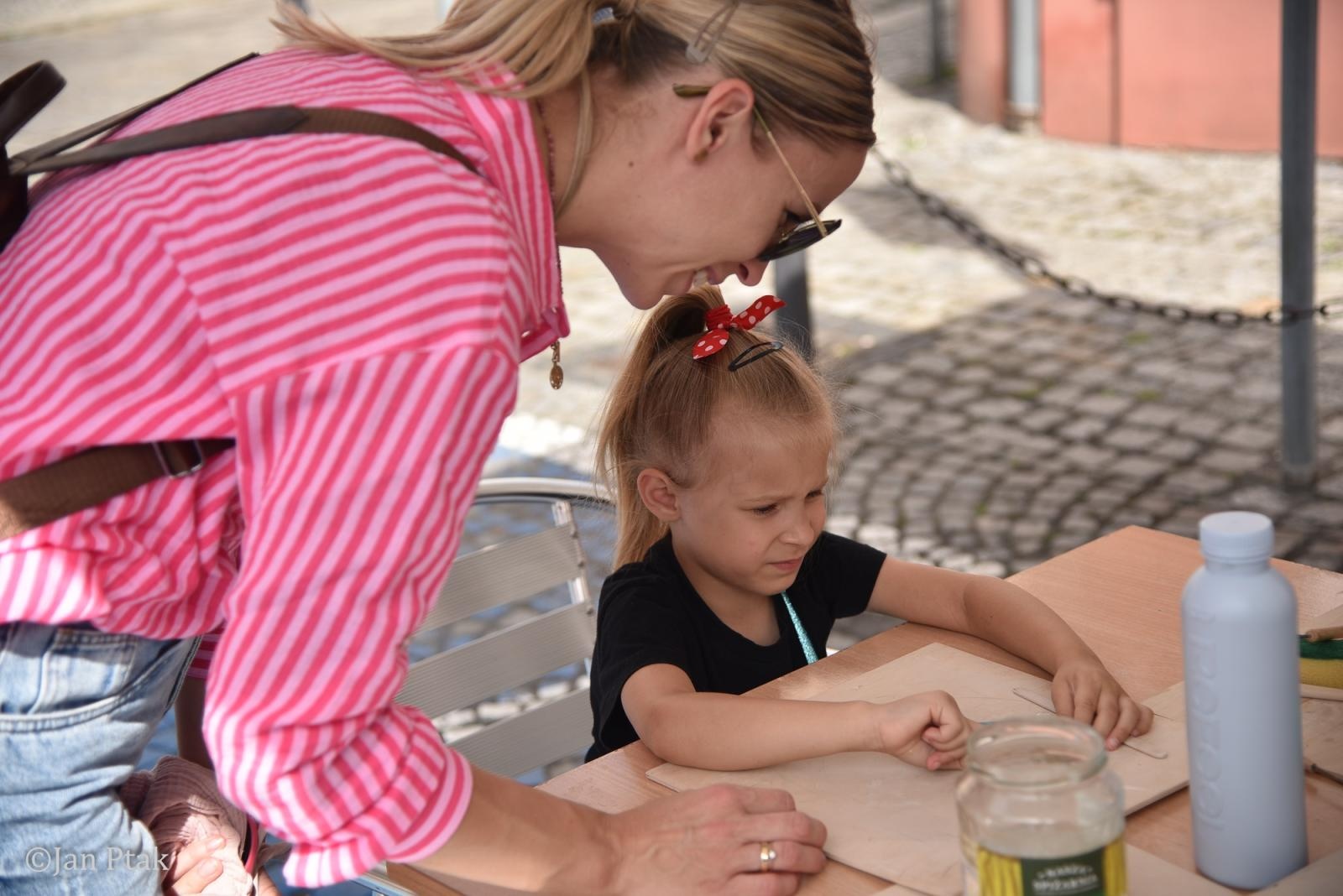 Zdjęcie w galerii na portalu naszraciborz.pl: Festiwal Dziecięcej Radości przyciągnął rodziny na plac Księżnej Ofki Piastówny wiadomości z regionu