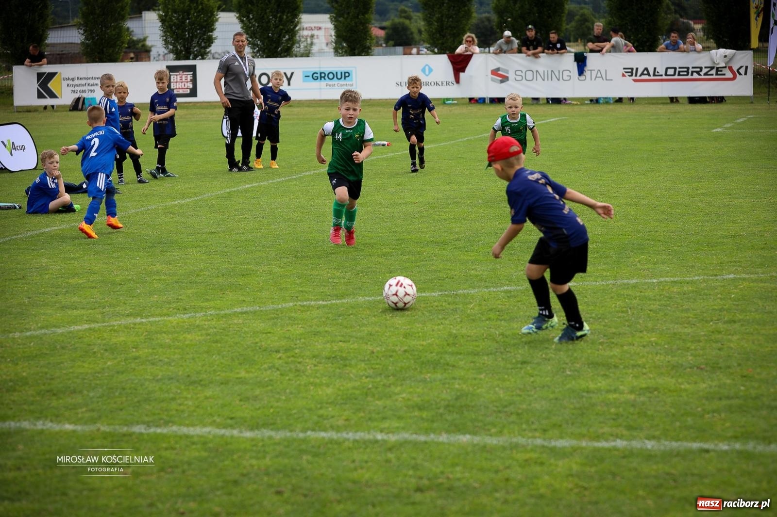 Zdjęcie w galerii na portalu naszraciborz.pl: Międzynarodowy Turniej Piłki Nożnej V4 Cup 2026 w Raciborzu – dwa dni rywalizacji młodych talentów wiadomości z regionu
