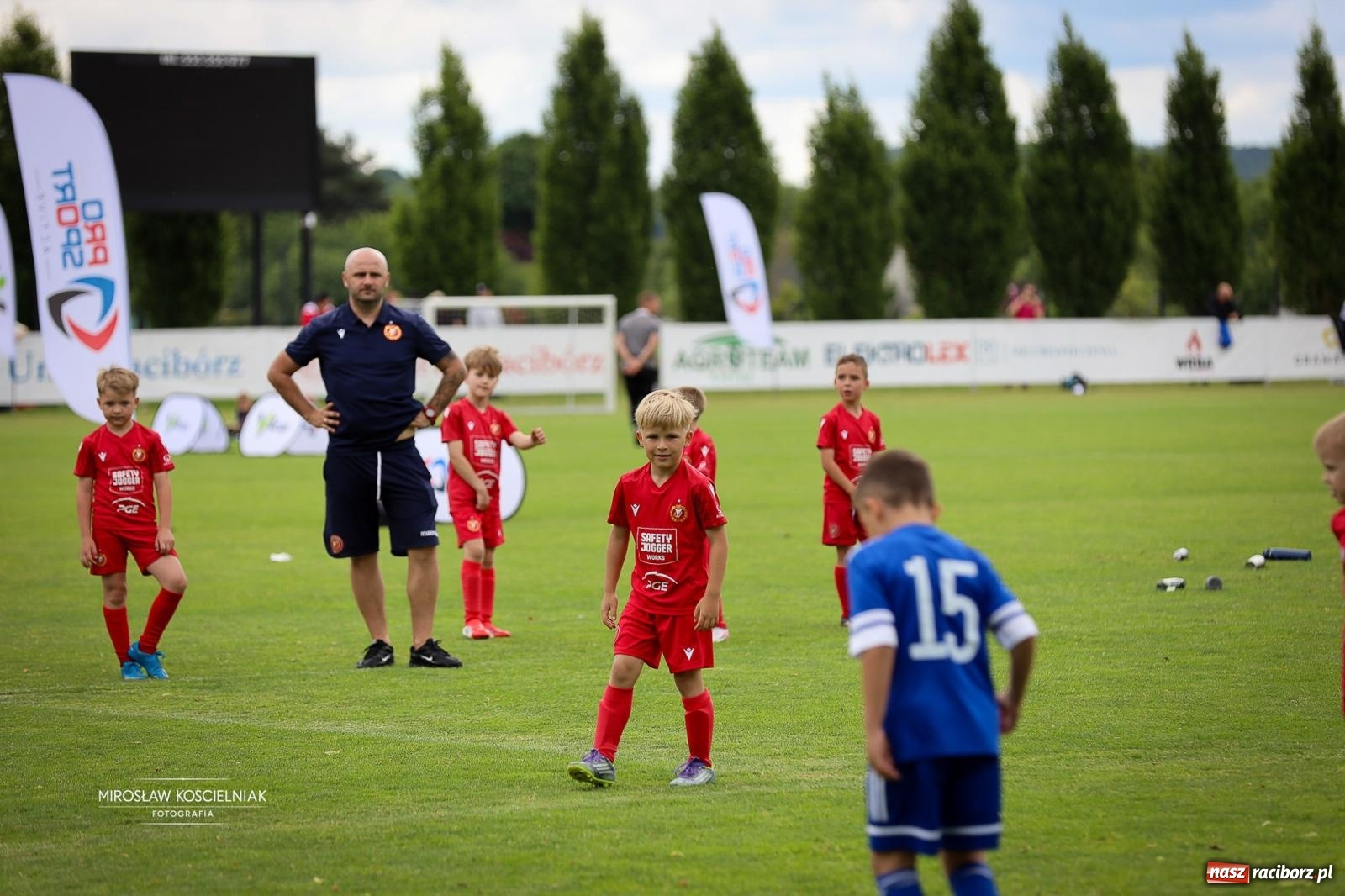 Zdjęcie w galerii na portalu naszraciborz.pl: Międzynarodowy Turniej Piłki Nożnej V4 Cup 2026 w Raciborzu – dwa dni rywalizacji młodych talentów wiadomości z regionu