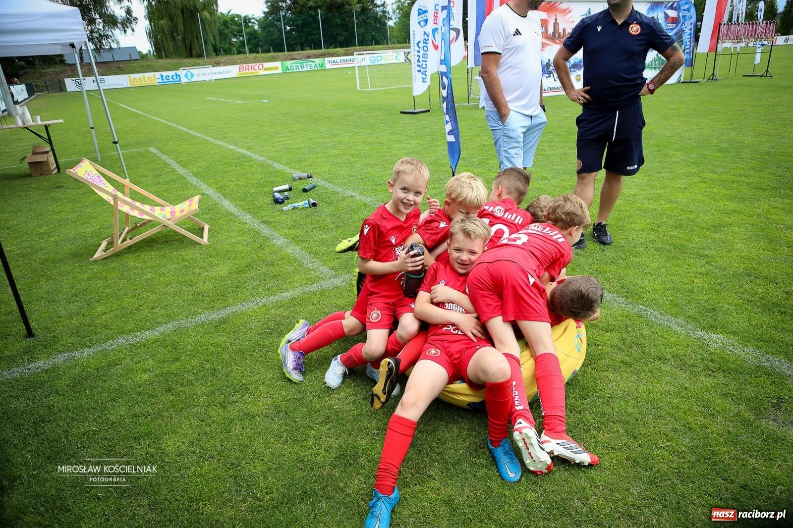 Zdjęcie w galerii na portalu naszraciborz.pl: Międzynarodowy Turniej Piłki Nożnej V4 Cup 2026 w Raciborzu – dwa dni rywalizacji młodych talentów wiadomości z regionu