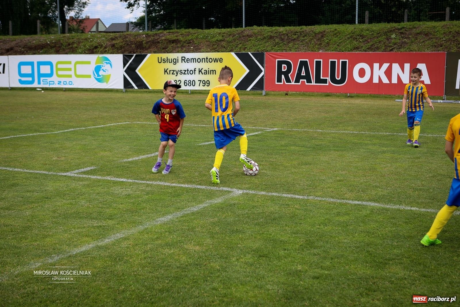 Zdjęcie w galerii na portalu naszraciborz.pl: Międzynarodowy Turniej Piłki Nożnej V4 Cup 2026 w Raciborzu – dwa dni rywalizacji młodych talentów wiadomości z regionu