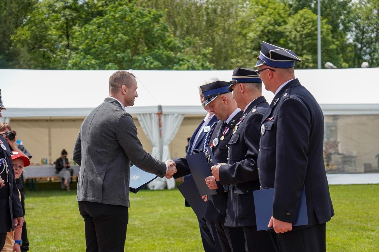 Zdjęcie w galerii na portalu naszraciborz.pl: Górki Śląskie świętują 600 lat historii i 140 lat ochotniczej straży pożarnej wiadomości z regionu