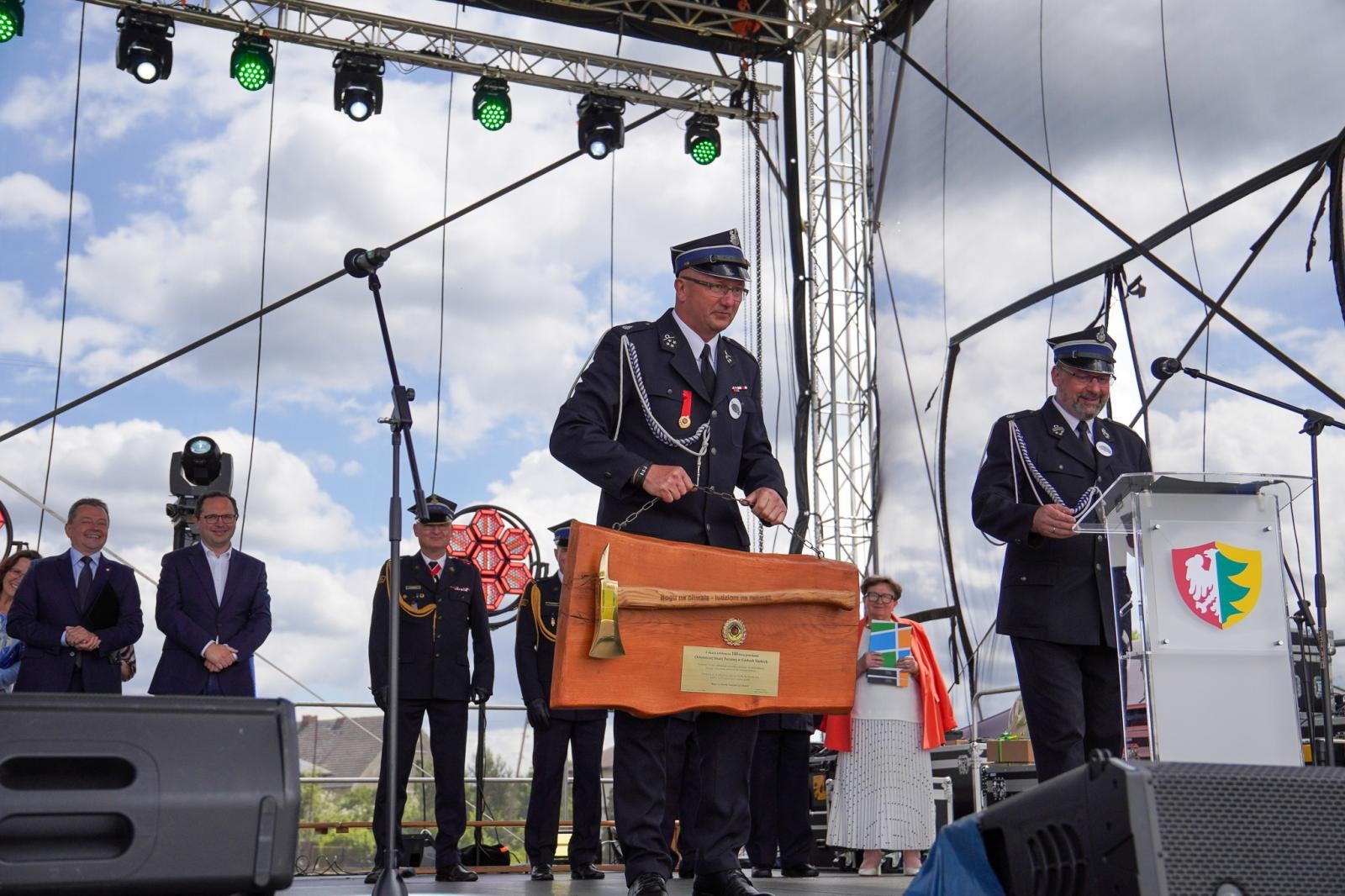 Zdjęcie w galerii na portalu naszraciborz.pl: Górki Śląskie świętują 600 lat historii i 140 lat ochotniczej straży pożarnej wiadomości z regionu