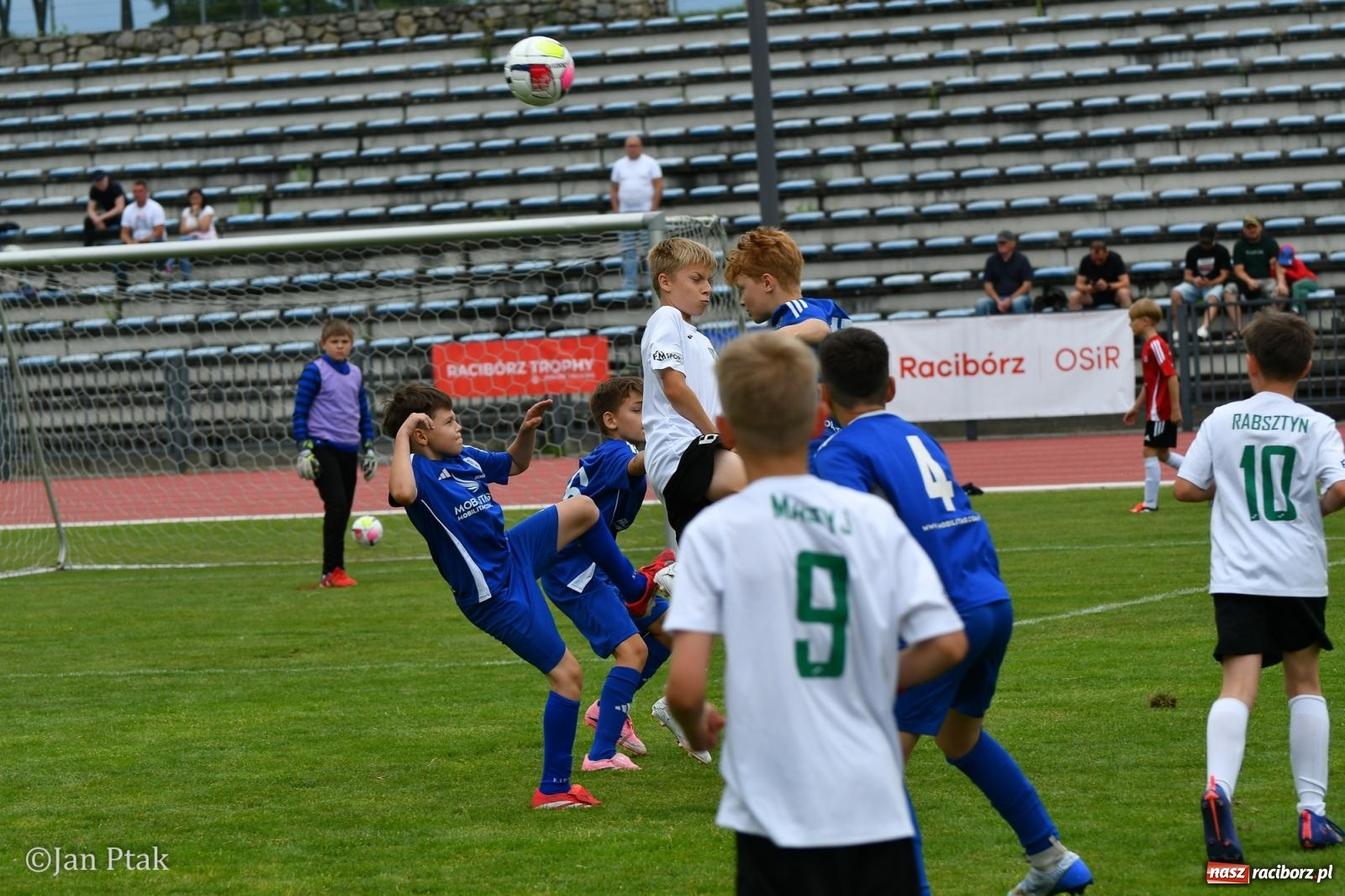 Zdjęcie w galerii na portalu naszraciborz.pl: Racibórz Trophy 2026 – Akademia GKS Jastrzębie zwycięzcą turnieju U11 wiadomości z regionu