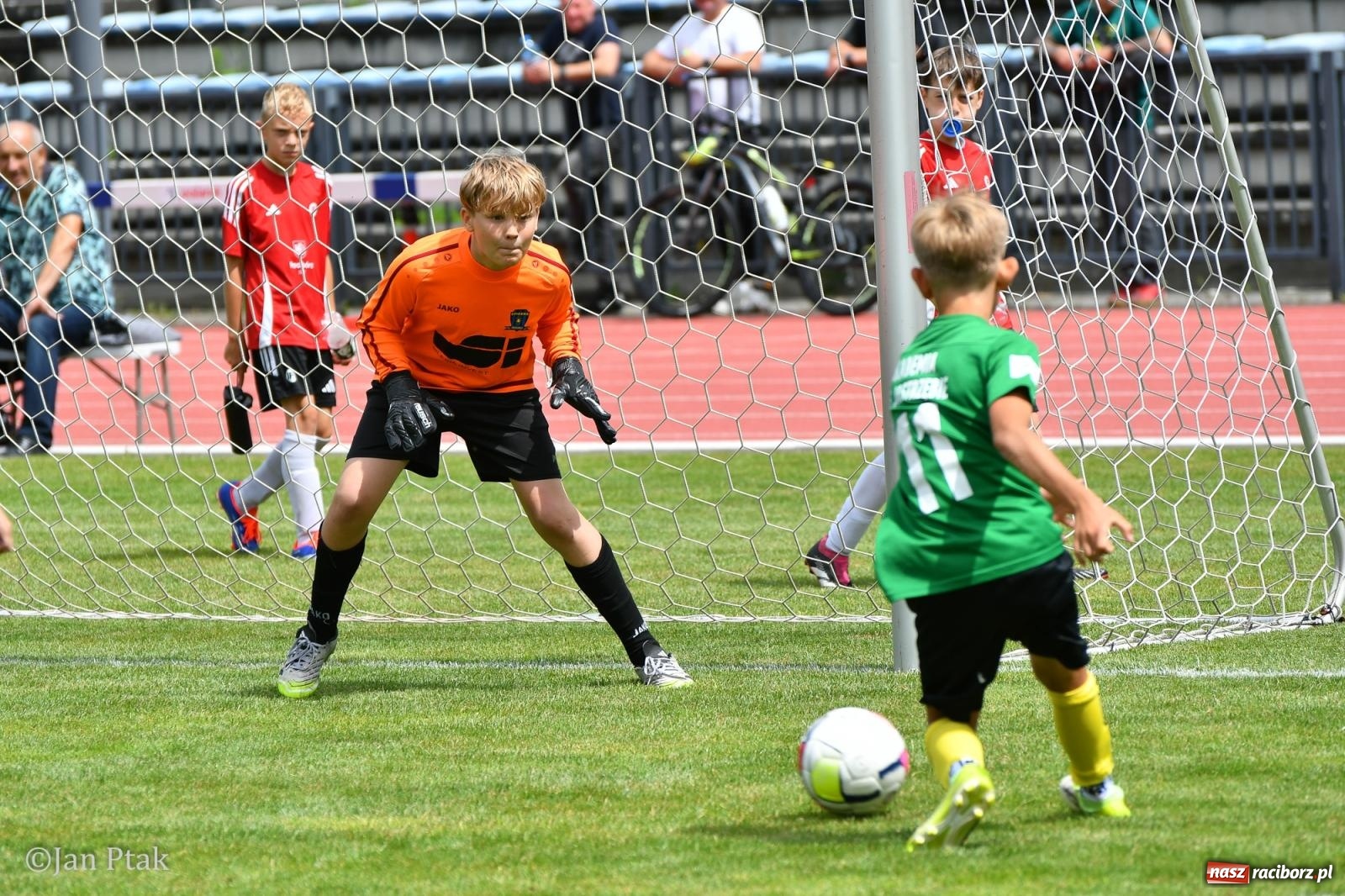 Zdjęcie w galerii na portalu naszraciborz.pl: Racibórz Trophy 2026 – Akademia GKS Jastrzębie zwycięzcą turnieju U11 wiadomości z regionu