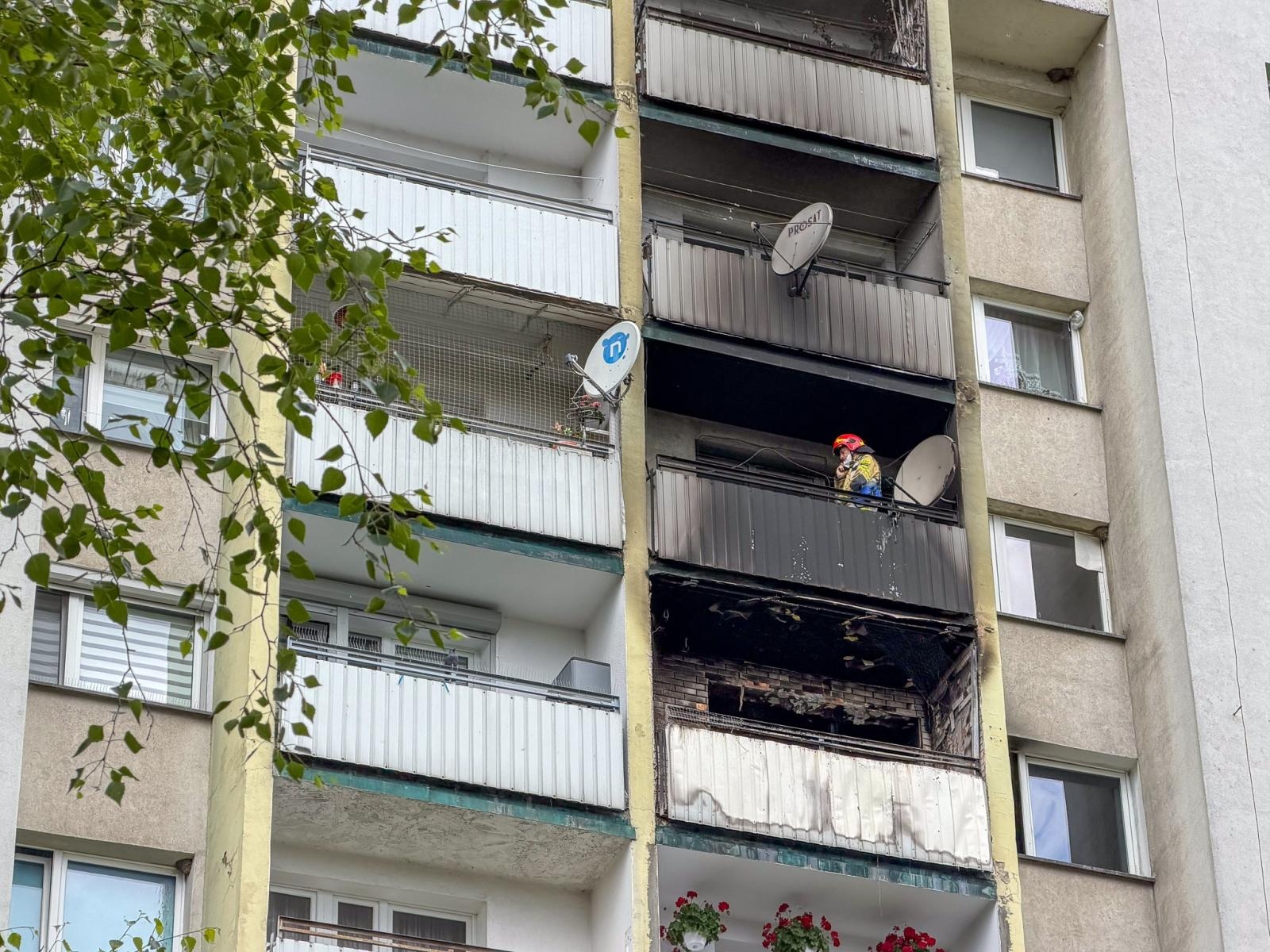 Zdjęcie w galerii na portalu naszraciborz.pl: Pożar mieszkania przy ul. Katowickiej w Raciborzu [FOTO i WIDEO] wiadomości z regionu