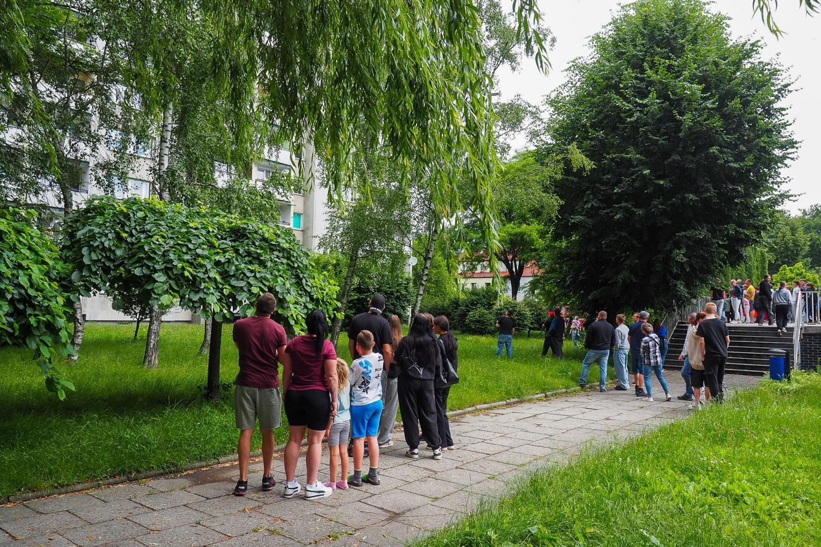 Zdjęcie w galerii na portalu naszraciborz.pl: Pożar mieszkania przy ul. Katowickiej w Raciborzu [FOTO i WIDEO] wiadomości z regionu