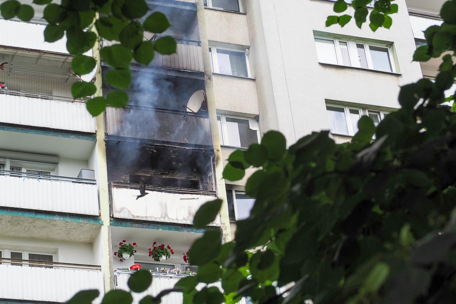 Zdjęcie w galerii na portalu naszraciborz.pl: Pożar mieszkania przy ul. Katowickiej w Raciborzu [FOTO i WIDEO] wiadomości z regionu